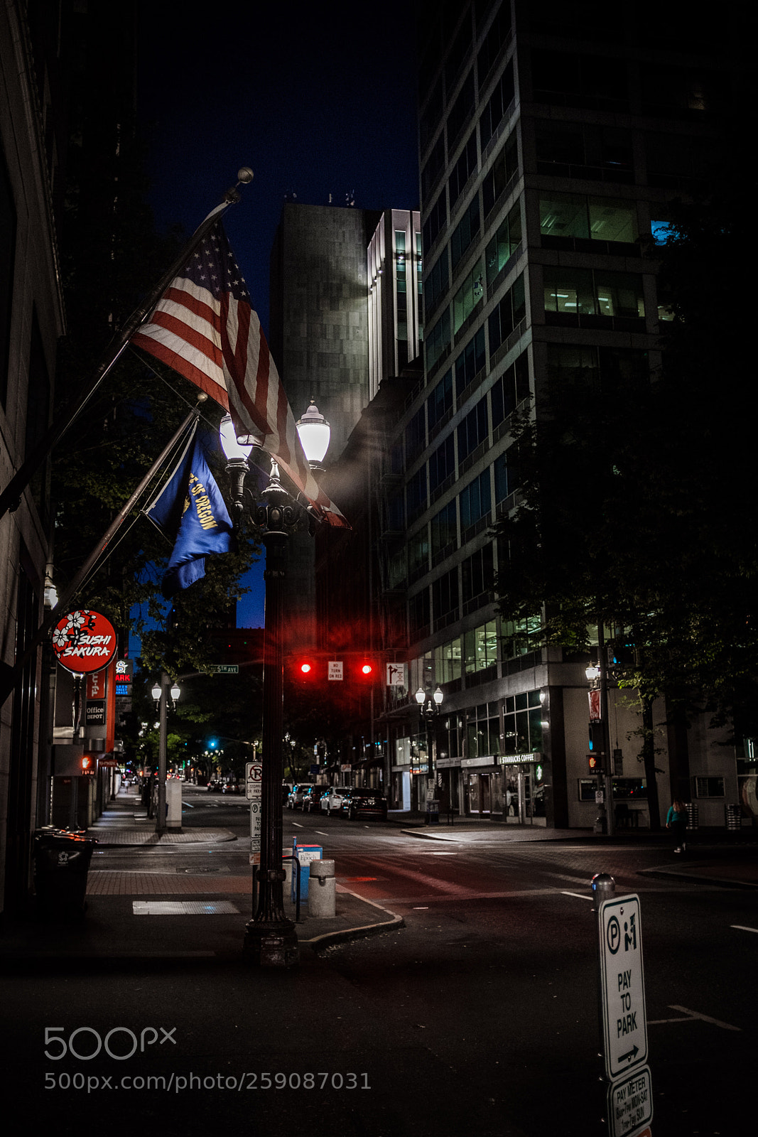 Fujifilm X100F sample photo. Reds, whites, and blues photography