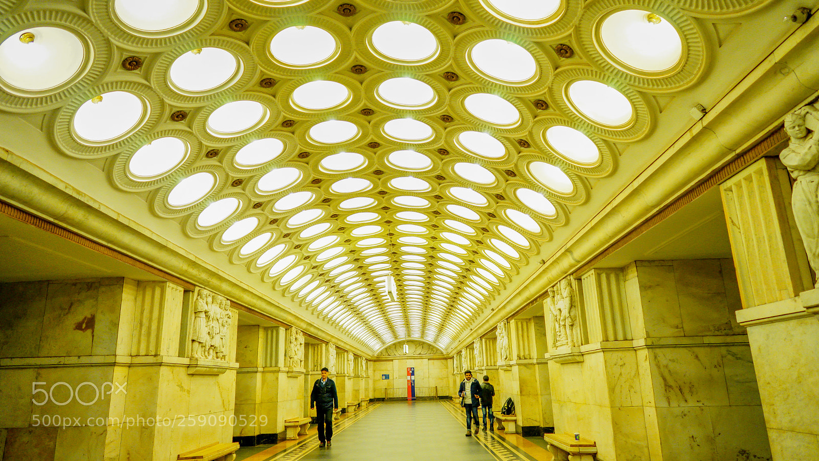 Sony a7 sample photo. Moscow photography