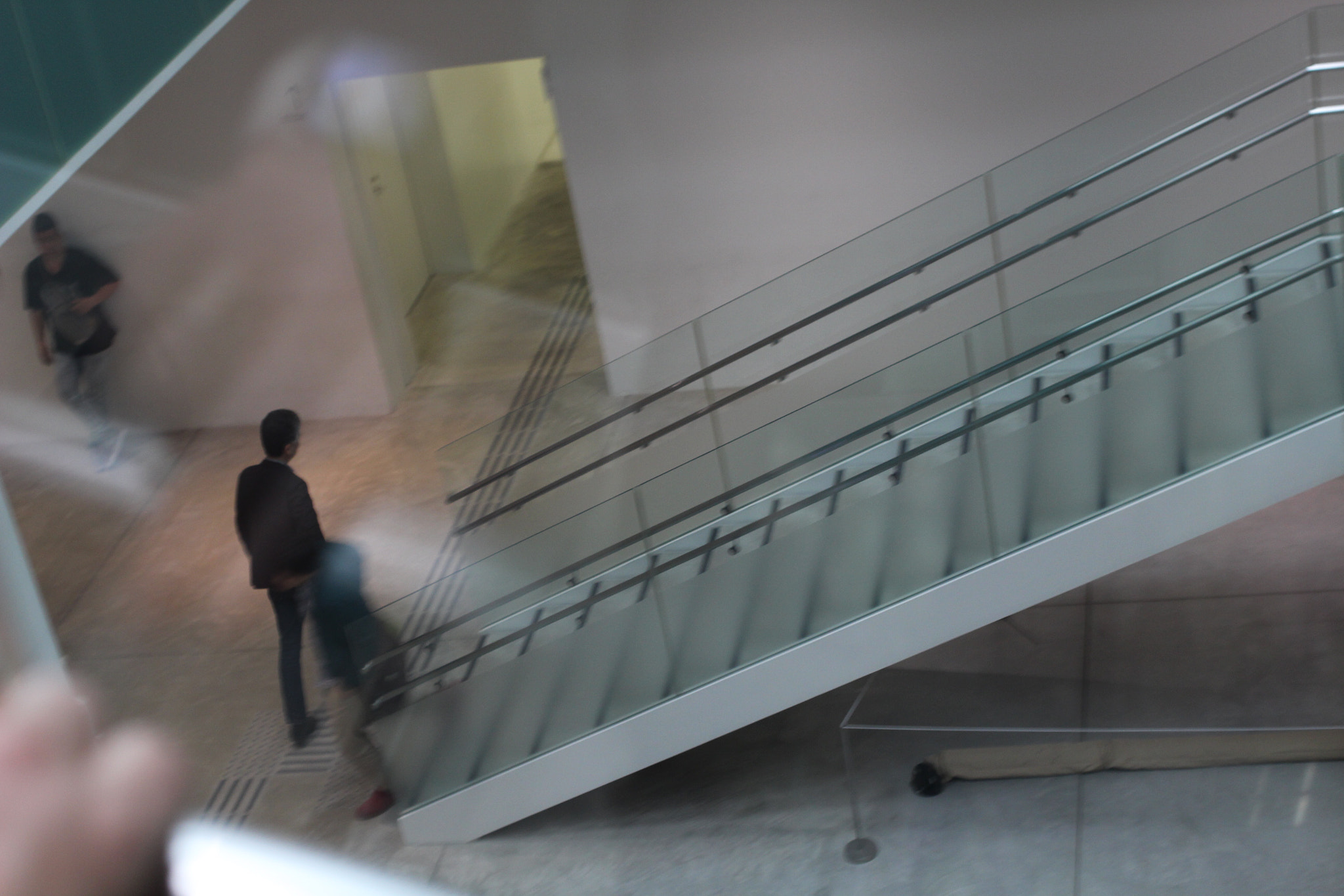 Canon EOS 100D (EOS Rebel SL1 / EOS Kiss X7) sample photo. Kanazawa  art museum. photography