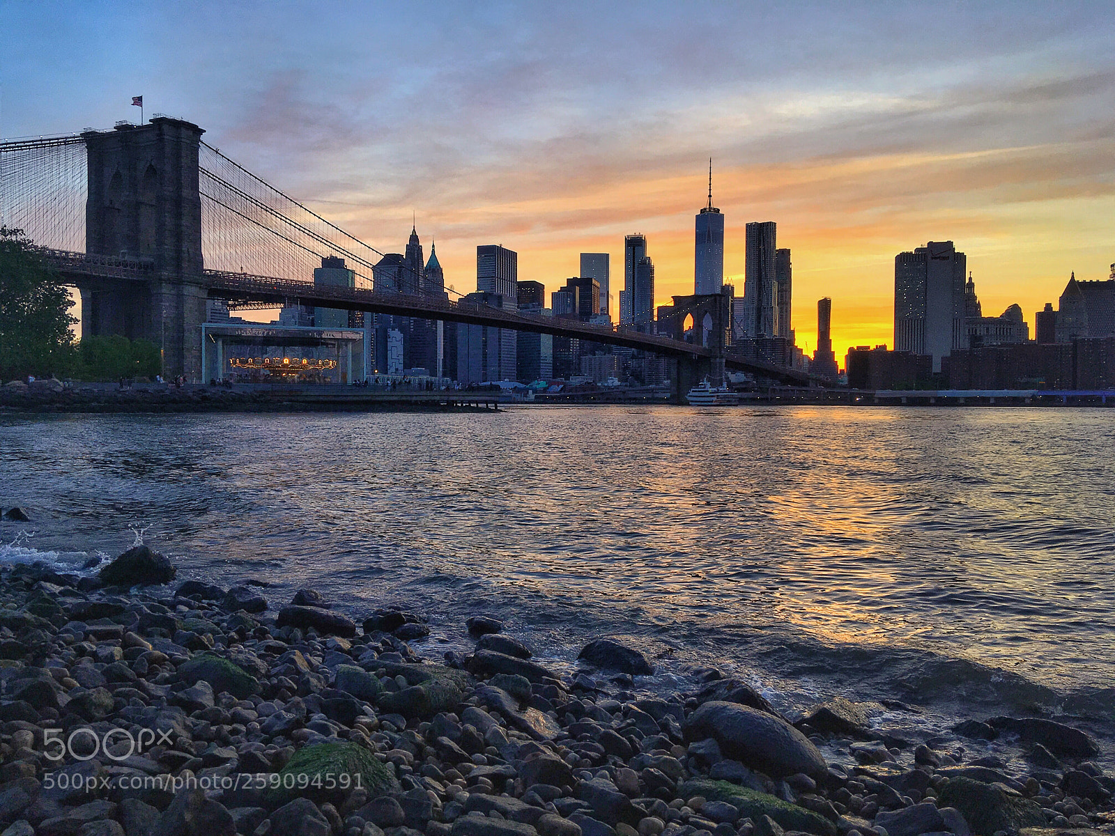 Apple iPhone SE sample photo. Brooklyn bridge photography