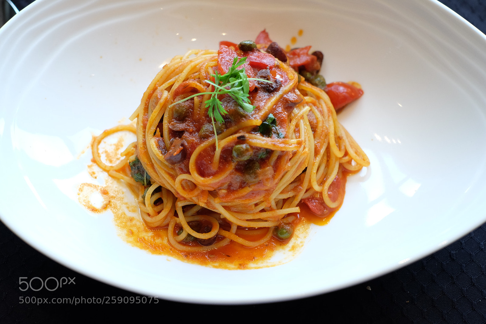 Fujifilm X-T1 sample photo. Spaghetti alla puttanesca photography