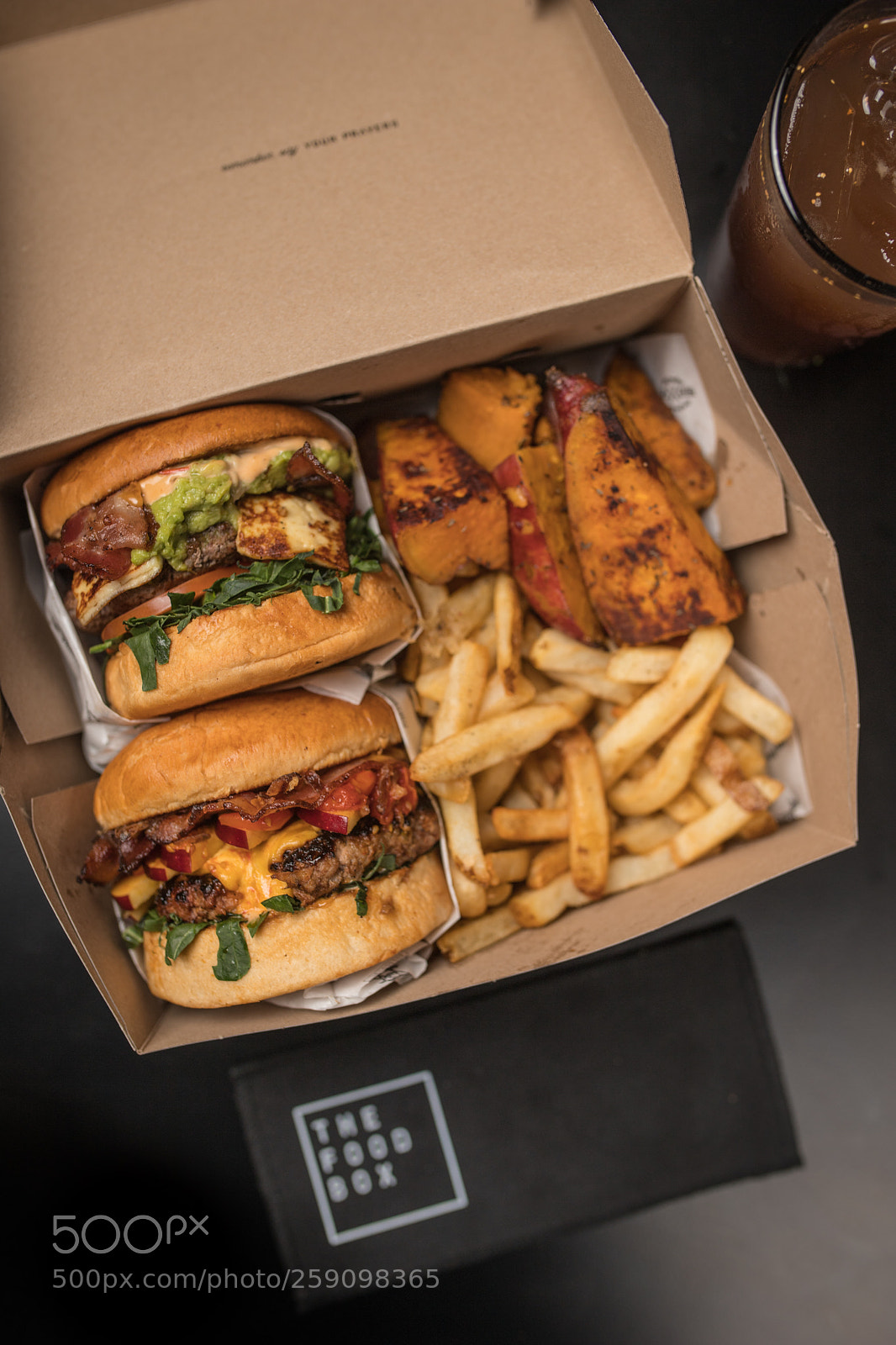 Canon EOS 6D Mark II sample photo. Hamburguesa photography