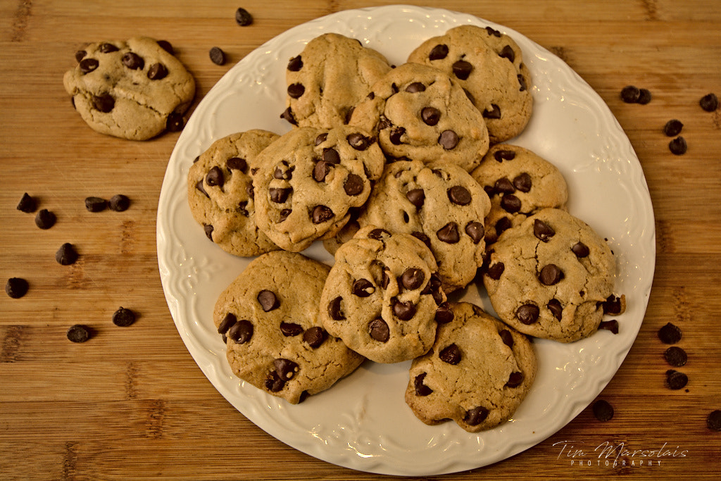 Nikon AF-S DX Nikkor 10-24mm F3-5-4.5G ED sample photo. Chocolate chip cookies photography