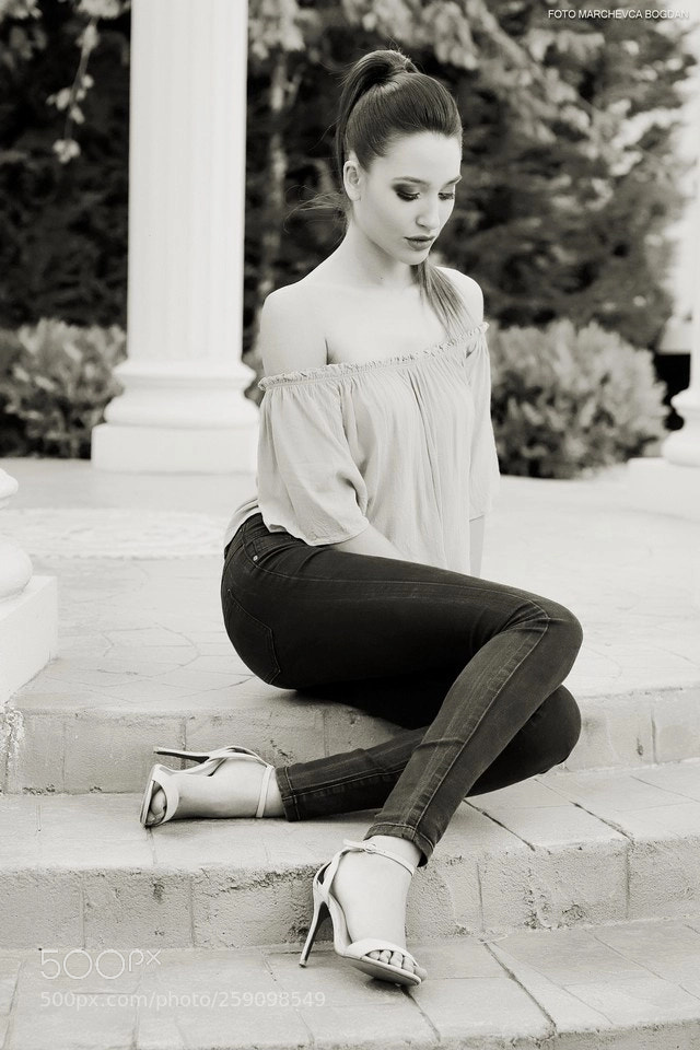 Canon EOS 7D Mark II sample photo. Amira photography