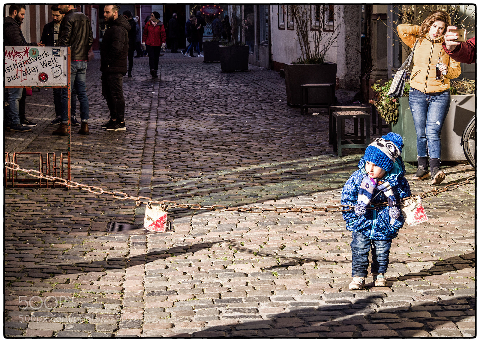 Olympus OM-D E-M10 II sample photo. Blue boy photography