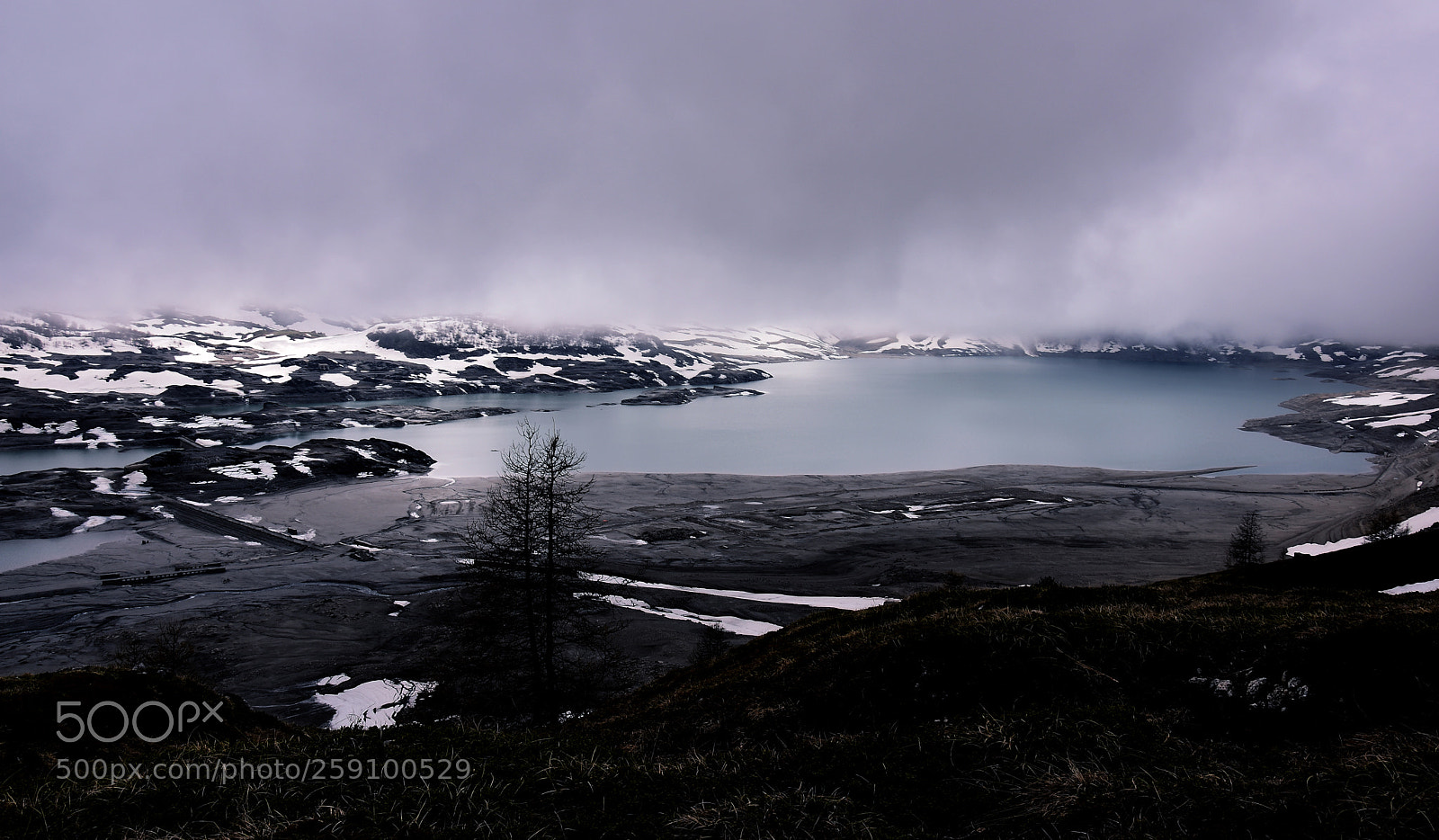 Nikon D3400 sample photo. Lake shrouded in mist photography
