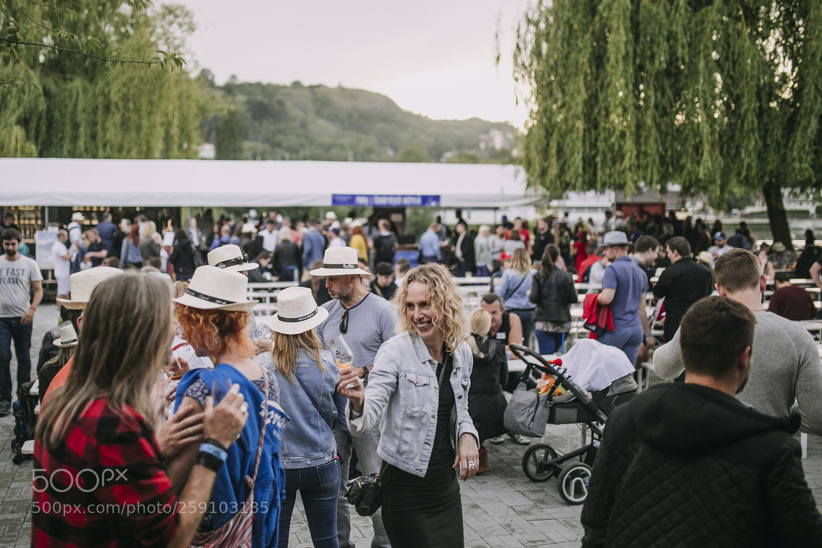 Canon EOS 5D Mark IV sample photo. 1_219.jpg photography