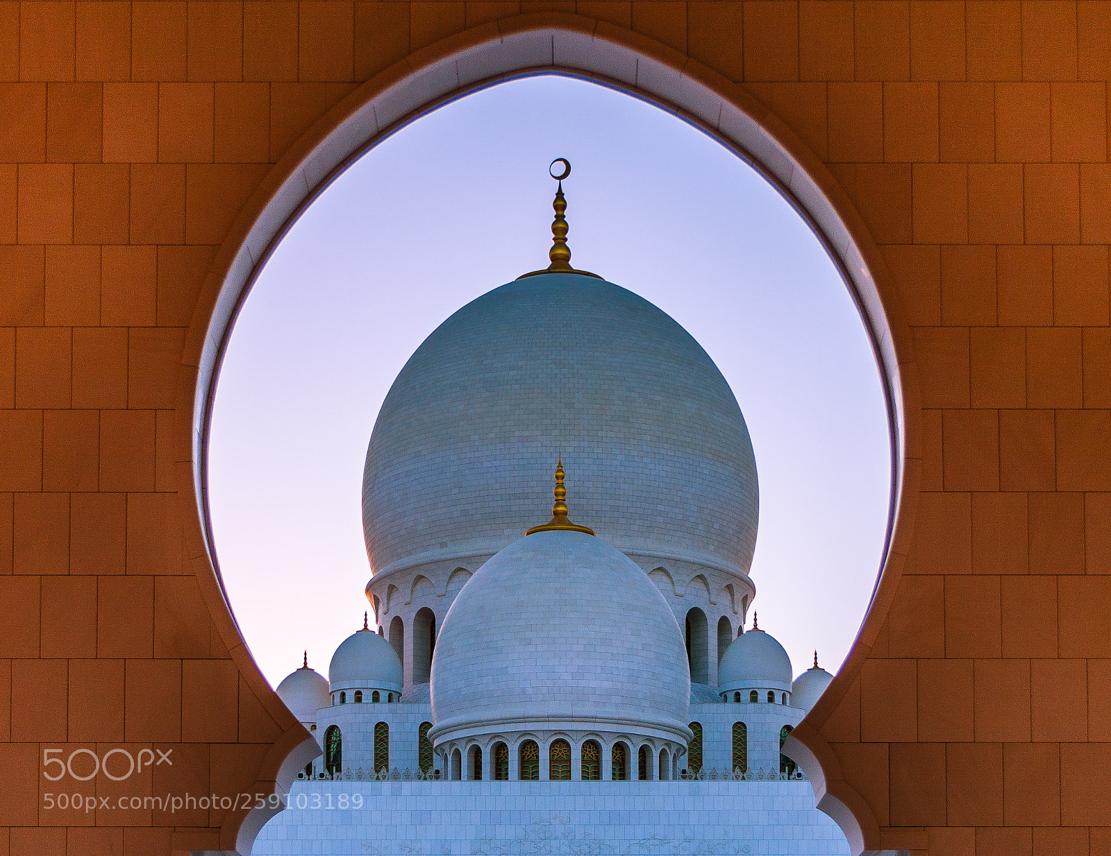 Canon EOS 400D (EOS Digital Rebel XTi / EOS Kiss Digital X) sample photo. Grand mosque photography