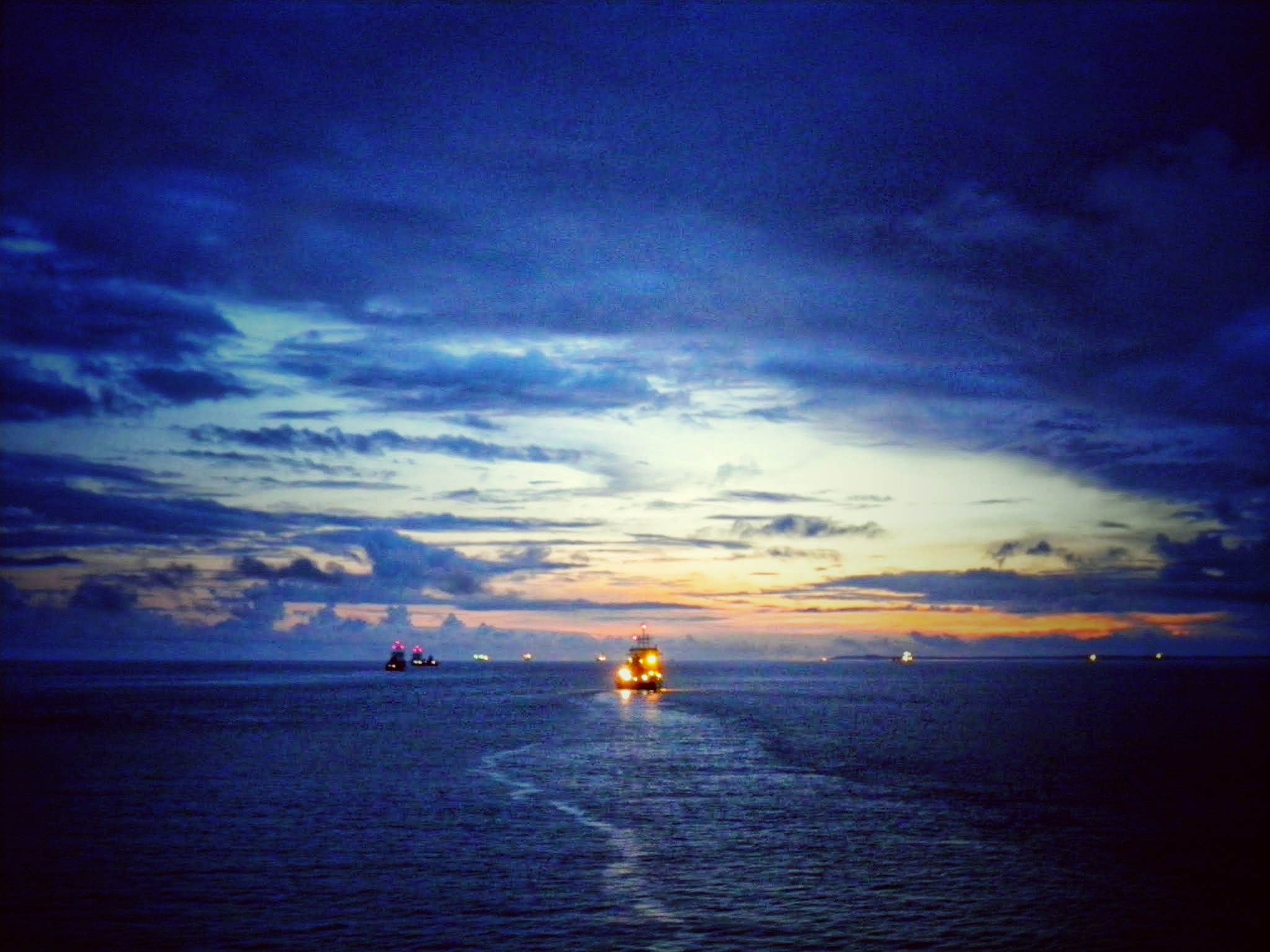 Olympus SP800UZ sample photo. Seascape @ dawn photography