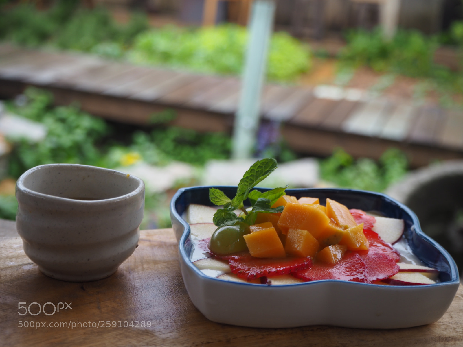 Olympus OM-D E-M10 II sample photo. May, 2018 photography