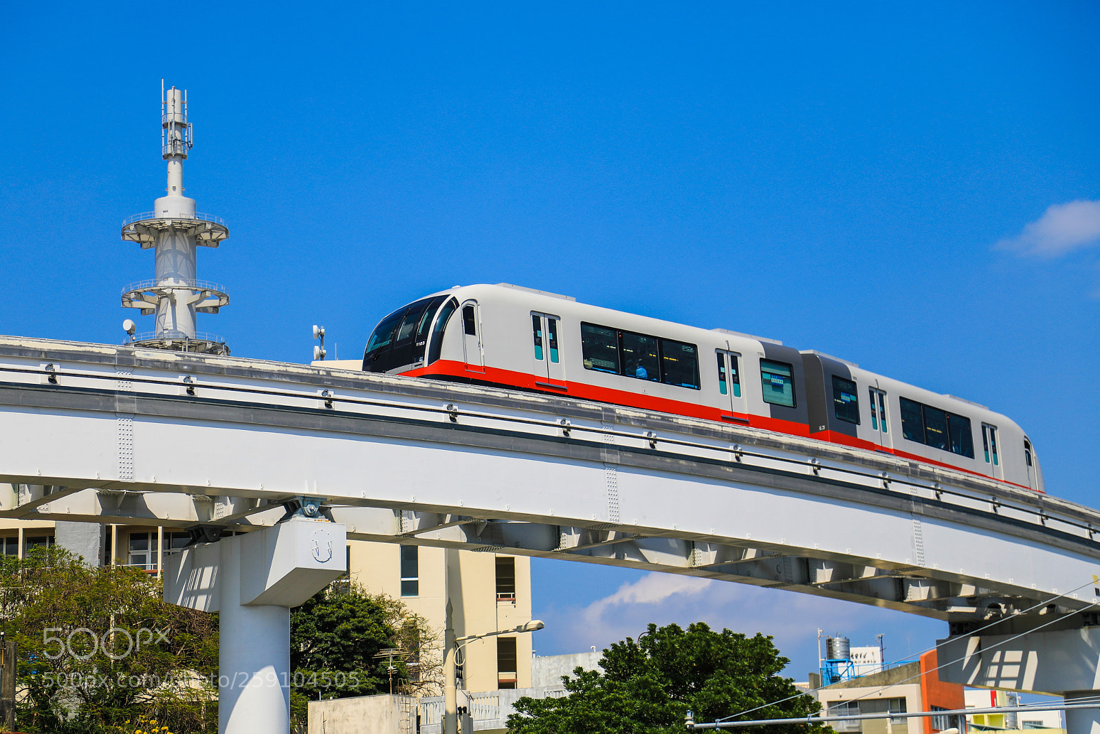 Canon EOS 5D Mark IV sample photo. Mono rail, okinawa photography