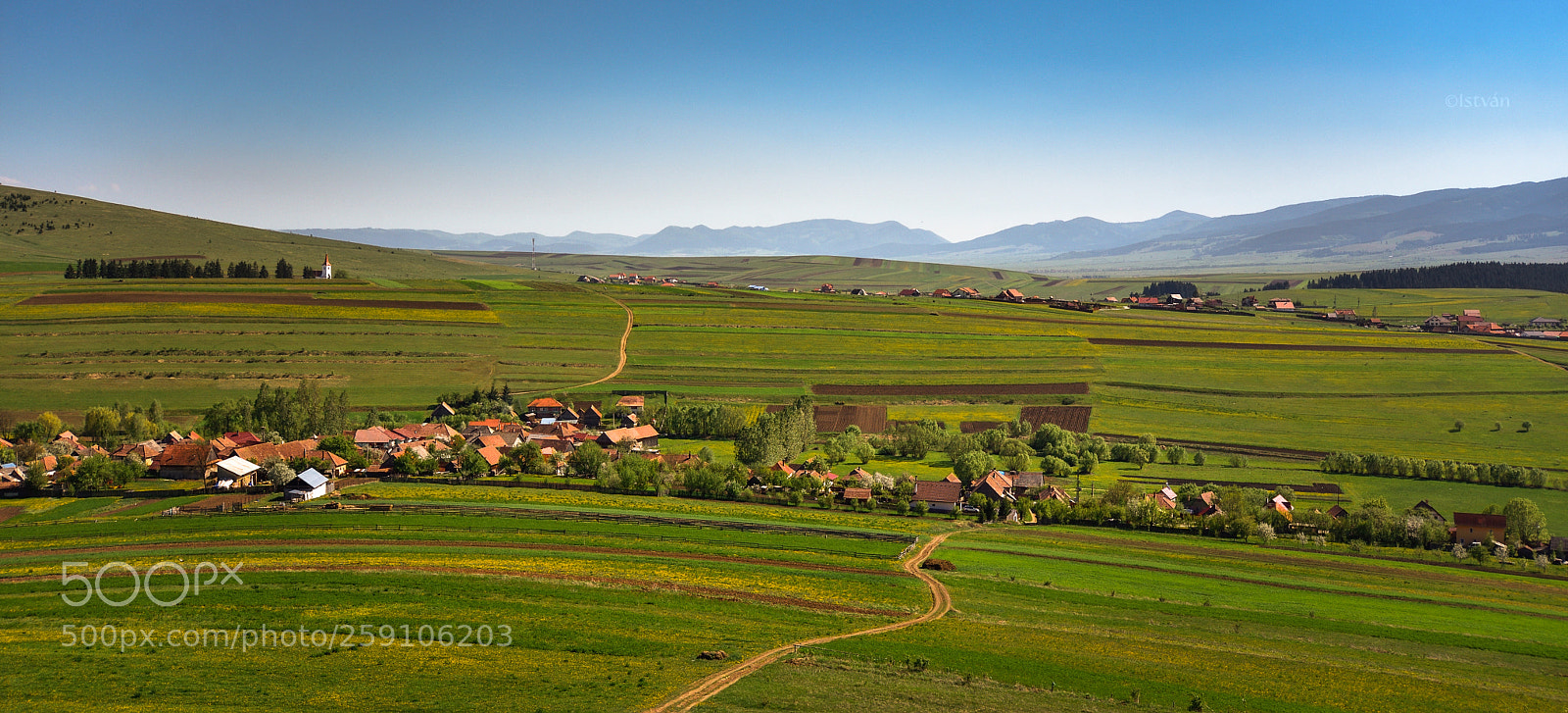 Nikon D7200 sample photo. Greening valley photography