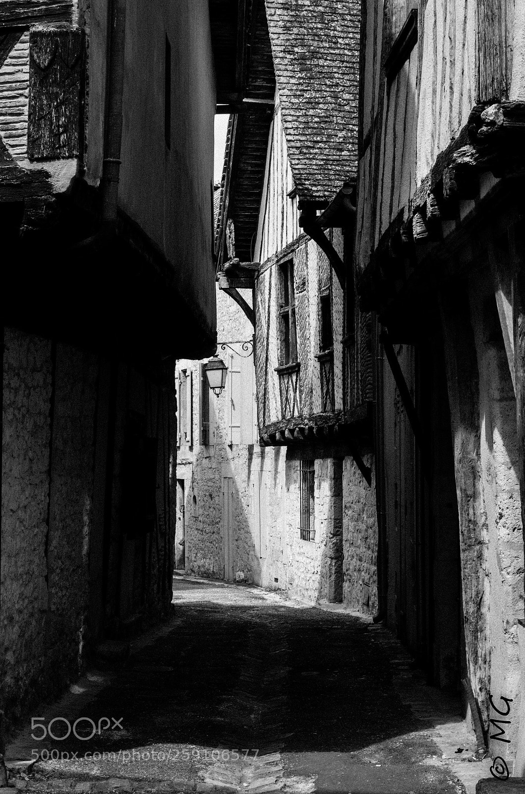 Pentax K-30 sample photo. The back alley photography