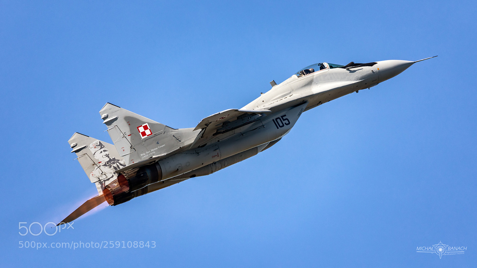 Canon EOS 5D Mark IV sample photo. Mig-29 solo display photography
