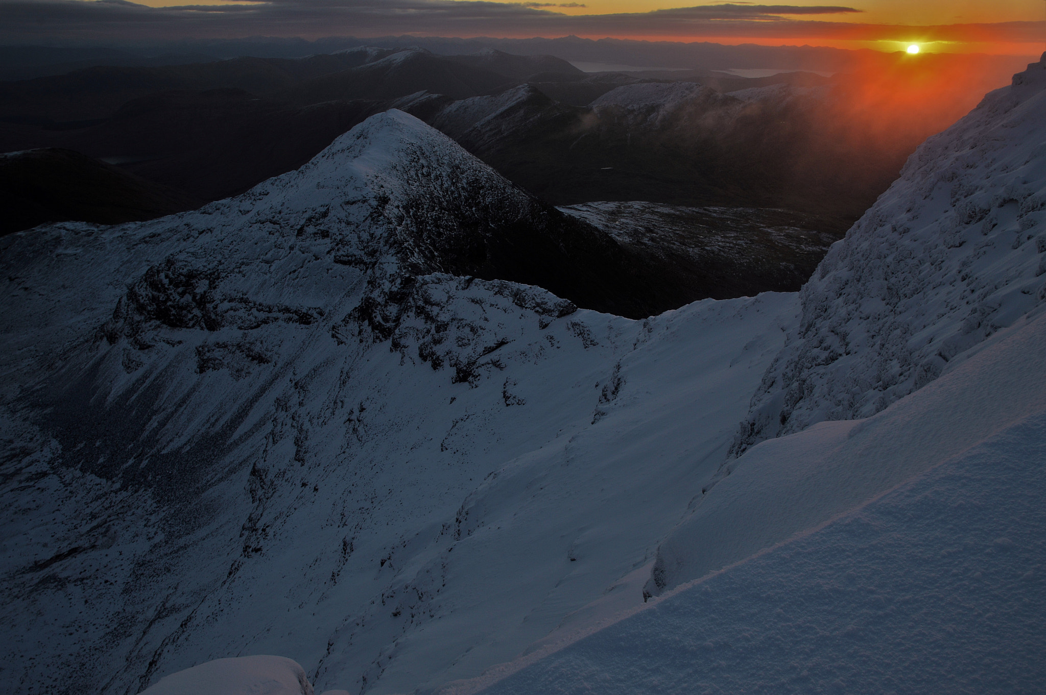 Nikon D3200 sample photo. Dawn on ben more, isle of mull photography