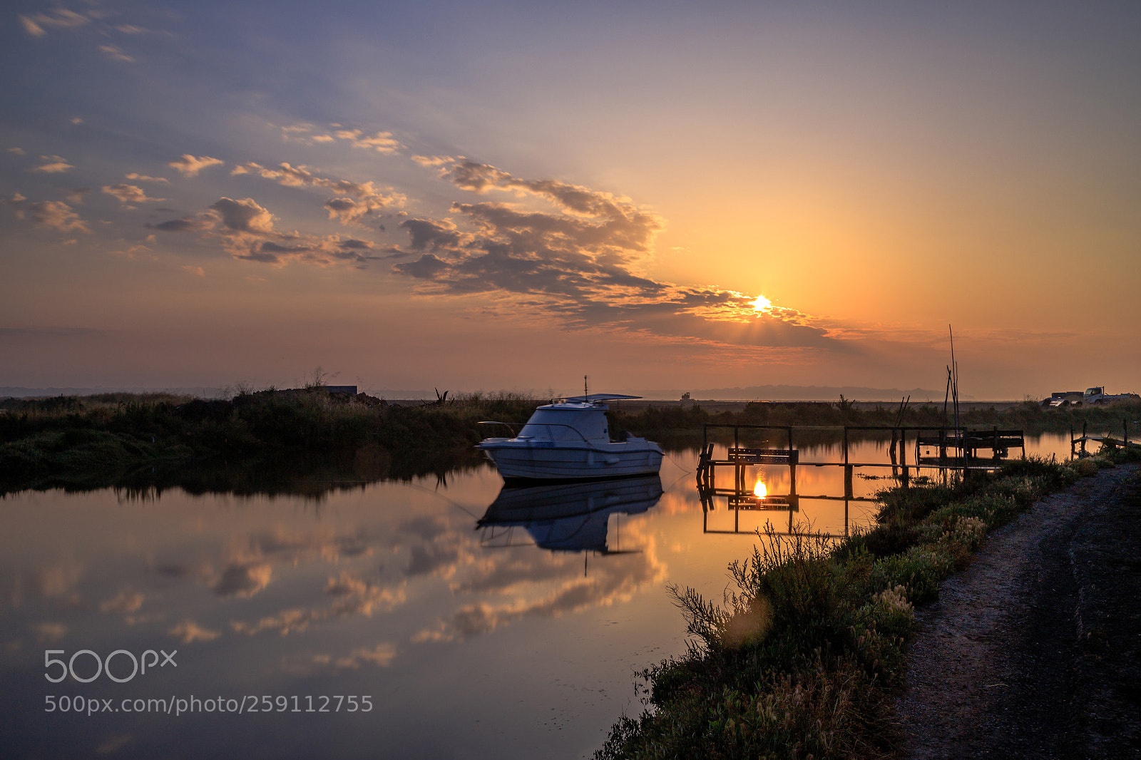Canon EOS 6D Mark II sample photo. "rising sun" photography