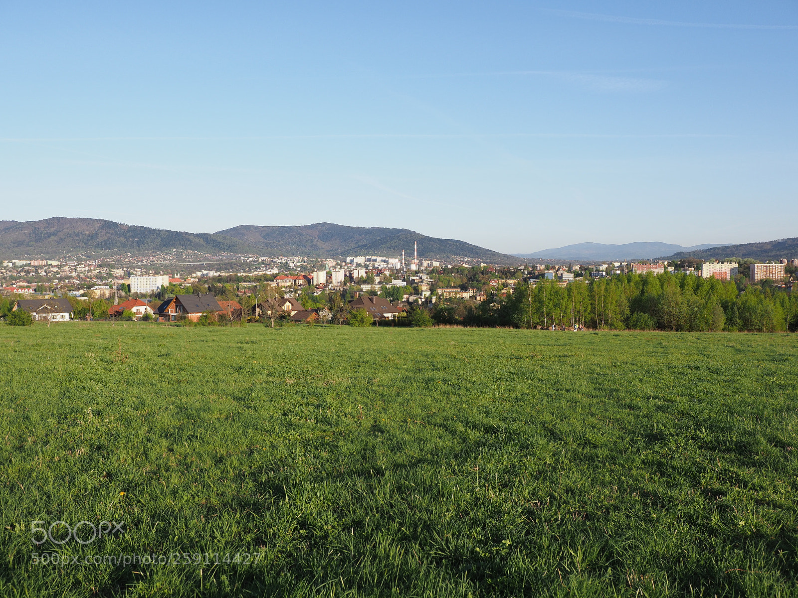 Olympus OM-D E-M1 Mark II sample photo. Scenic panorama with cityscape photography
