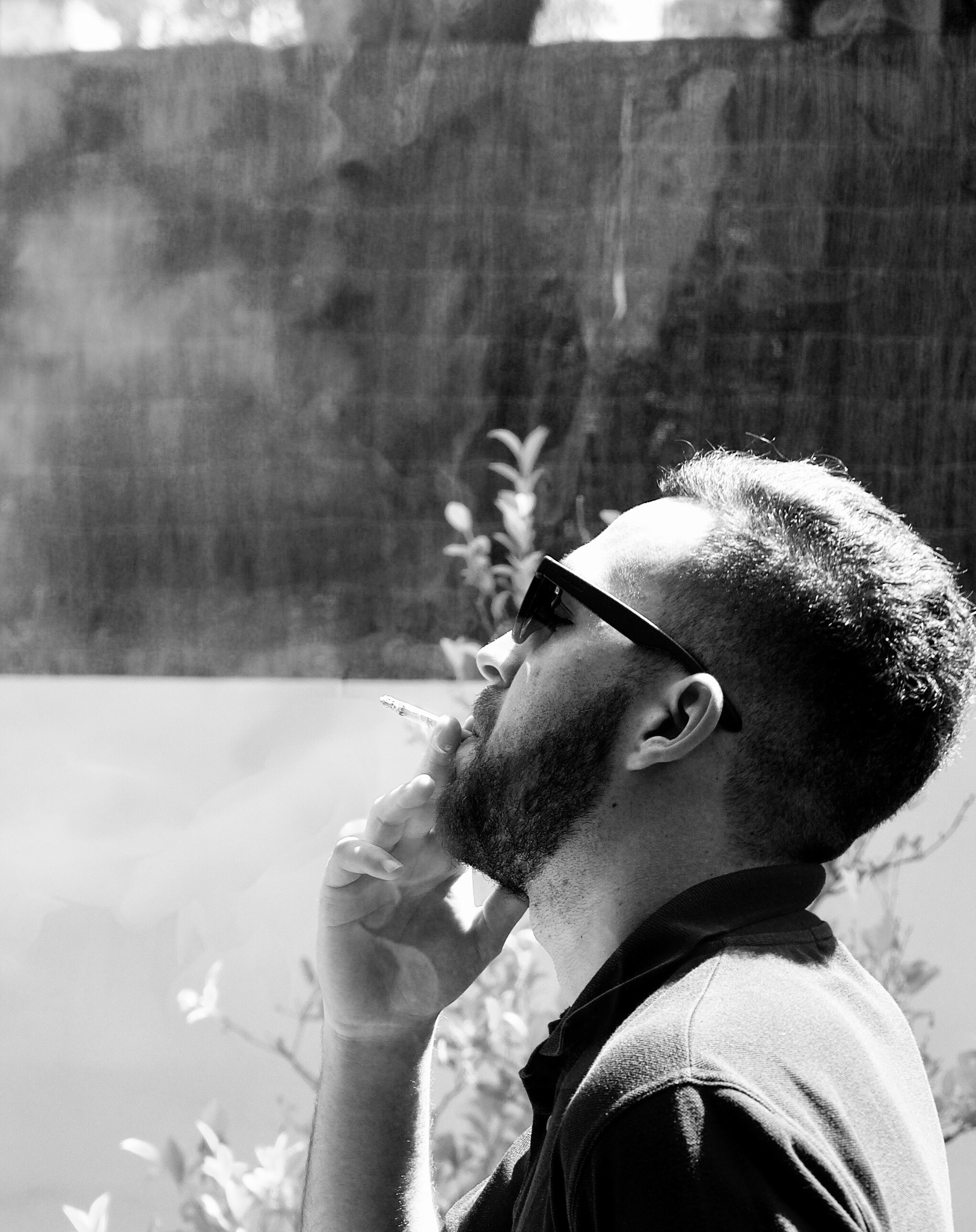 Sony Alpha NEX-5 sample photo. Smoking photography