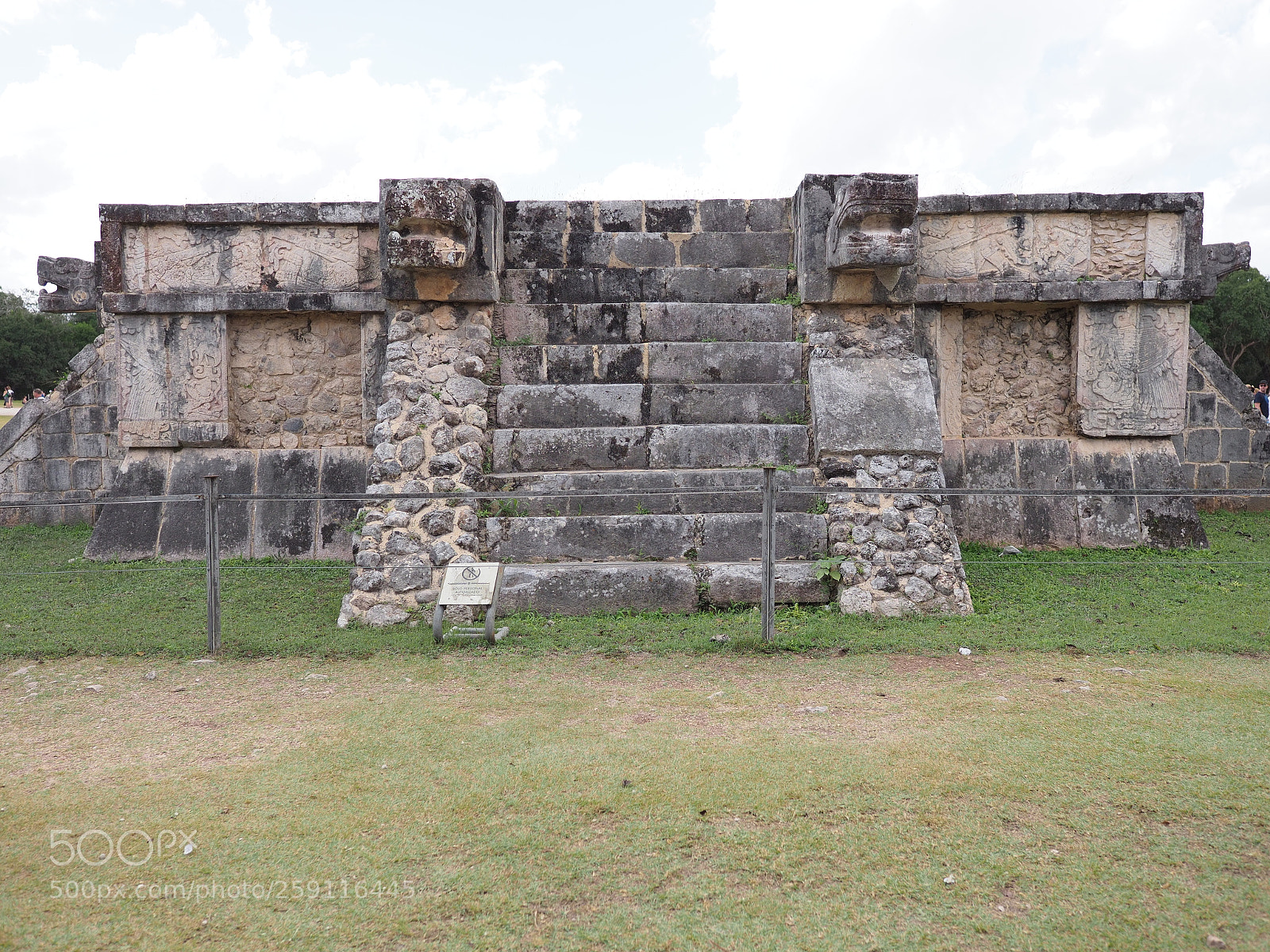 Olympus OM-D E-M1 Mark II sample photo. Vew of ancient ruins photography