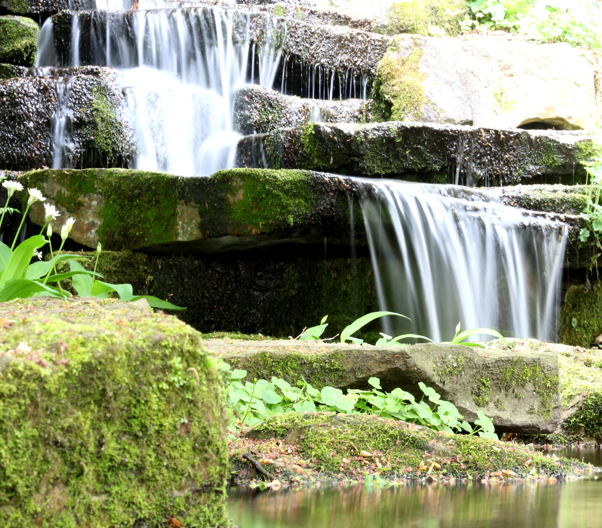 Canon EOS 100D (EOS Rebel SL1 / EOS Kiss X7) + Canon EF 50mm F1.8 STM sample photo. Long exposure (waterfall) photography