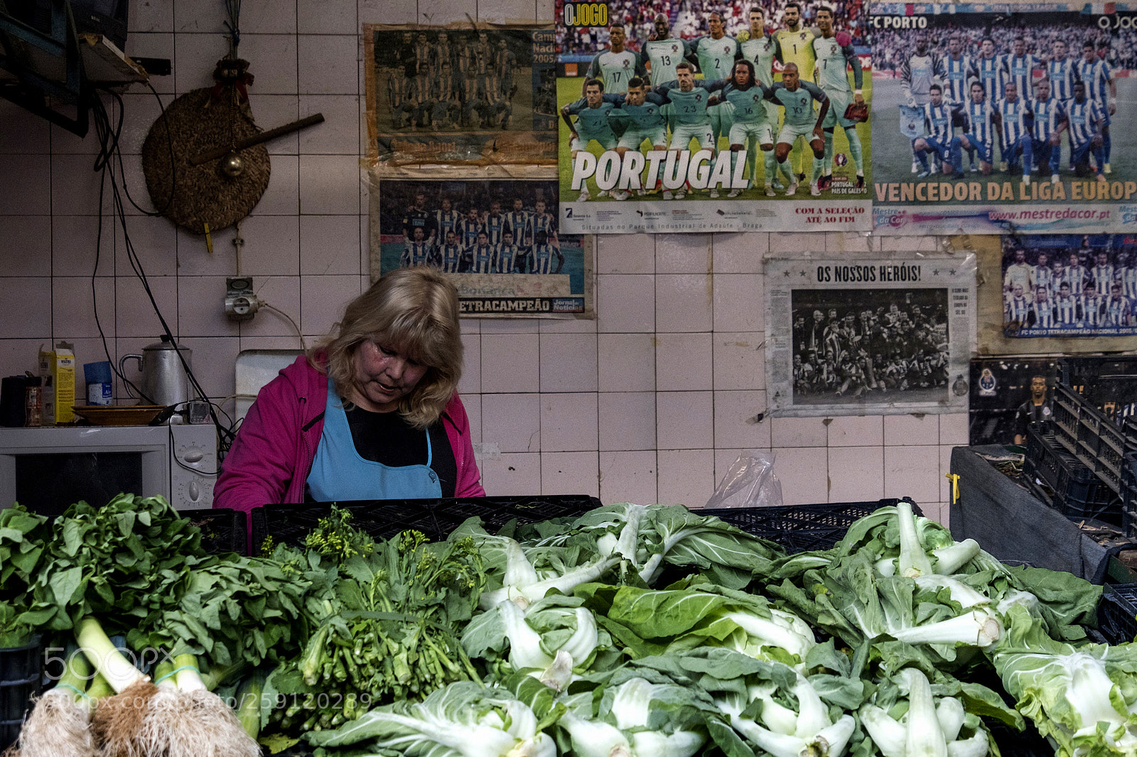 Fujifilm X-T20 sample photo. No emblem tico mercado photography