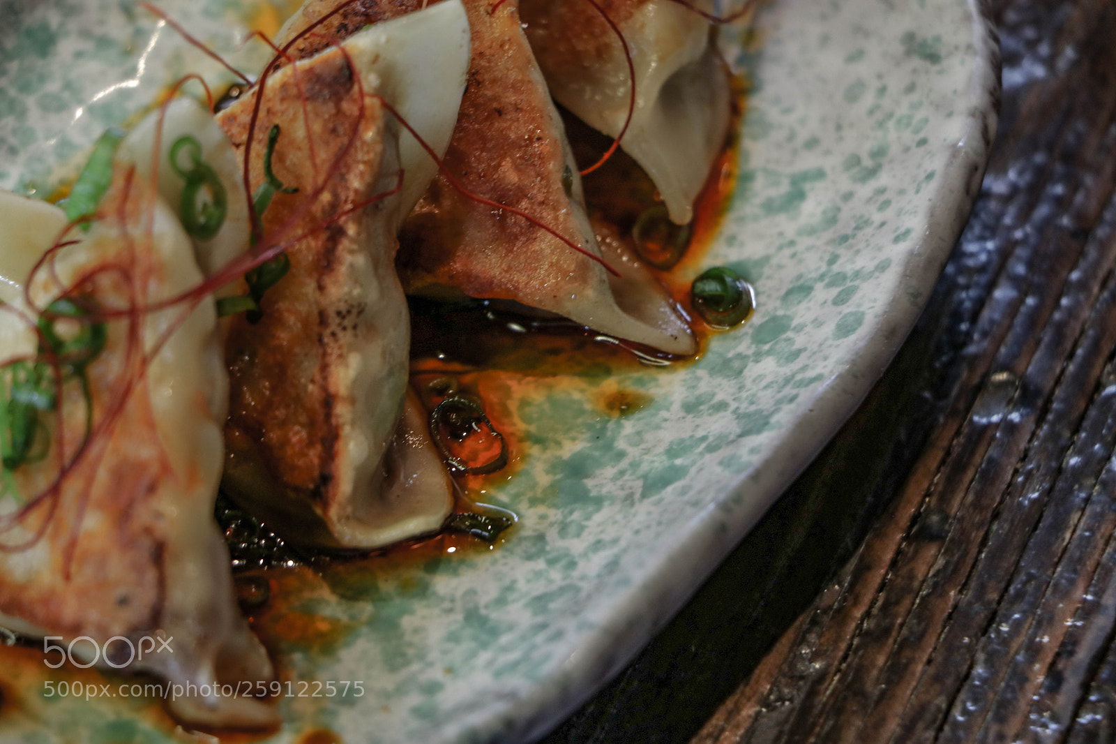 Canon EOS 750D (EOS Rebel T6i / EOS Kiss X8i) sample photo. Some sides photography