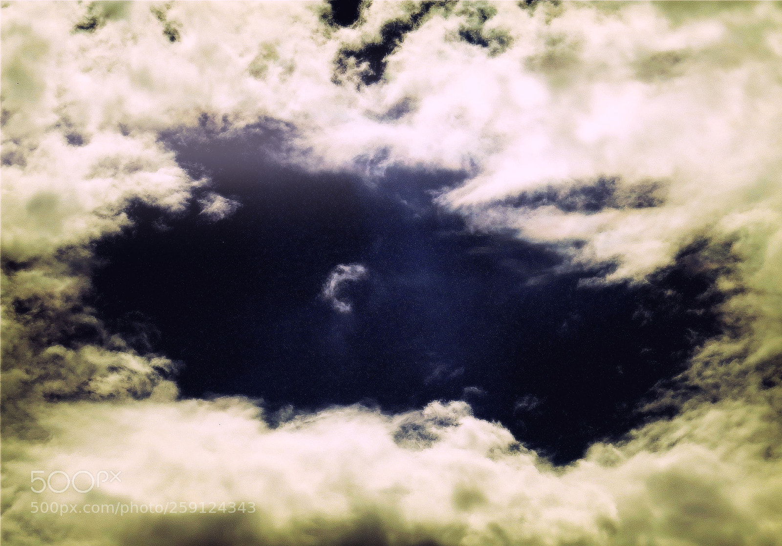 Canon PowerShot SX50 HS sample photo. 'c' as cloud photography