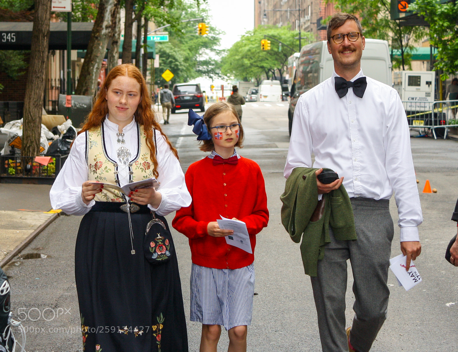 Canon EOS 1000D (EOS Digital Rebel XS / EOS Kiss F) sample photo. May 17 norwegian constitution day 2018 photography