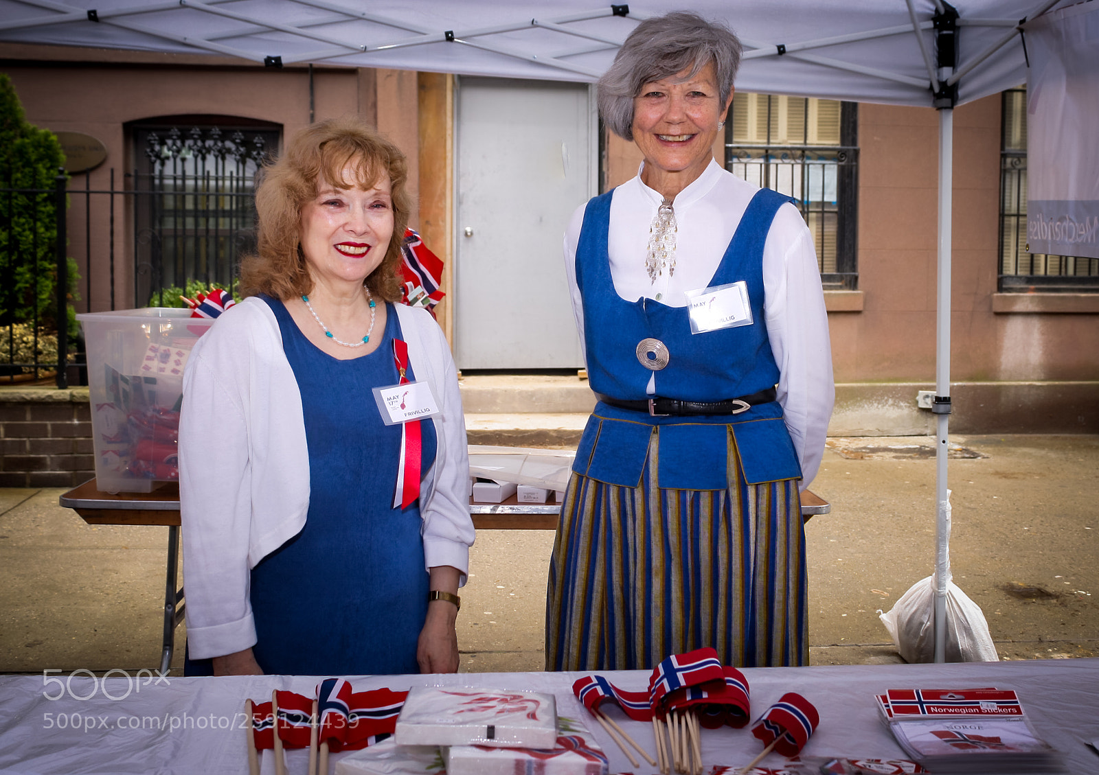 Canon EOS 1000D (EOS Digital Rebel XS / EOS Kiss F) sample photo. May 17 norwegian constitution day 2018 photography