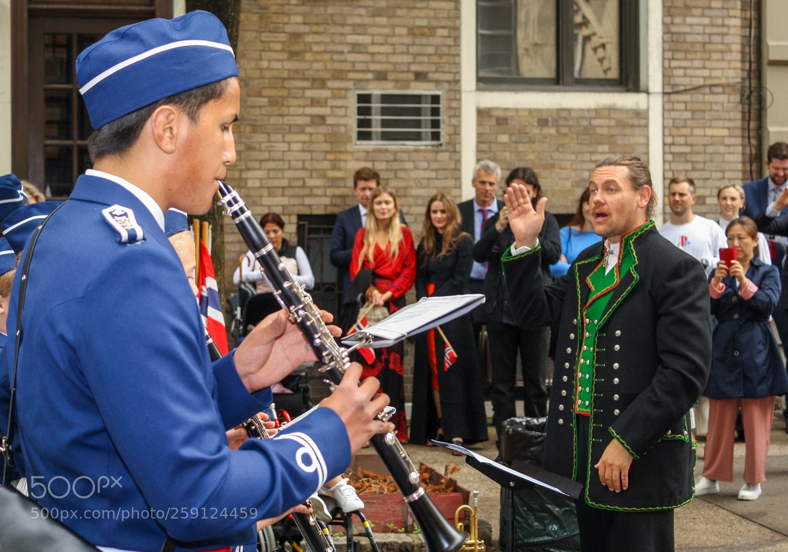 Canon EOS 1000D (EOS Digital Rebel XS / EOS Kiss F) sample photo. May 17 norwegian constitution day 2018 photography