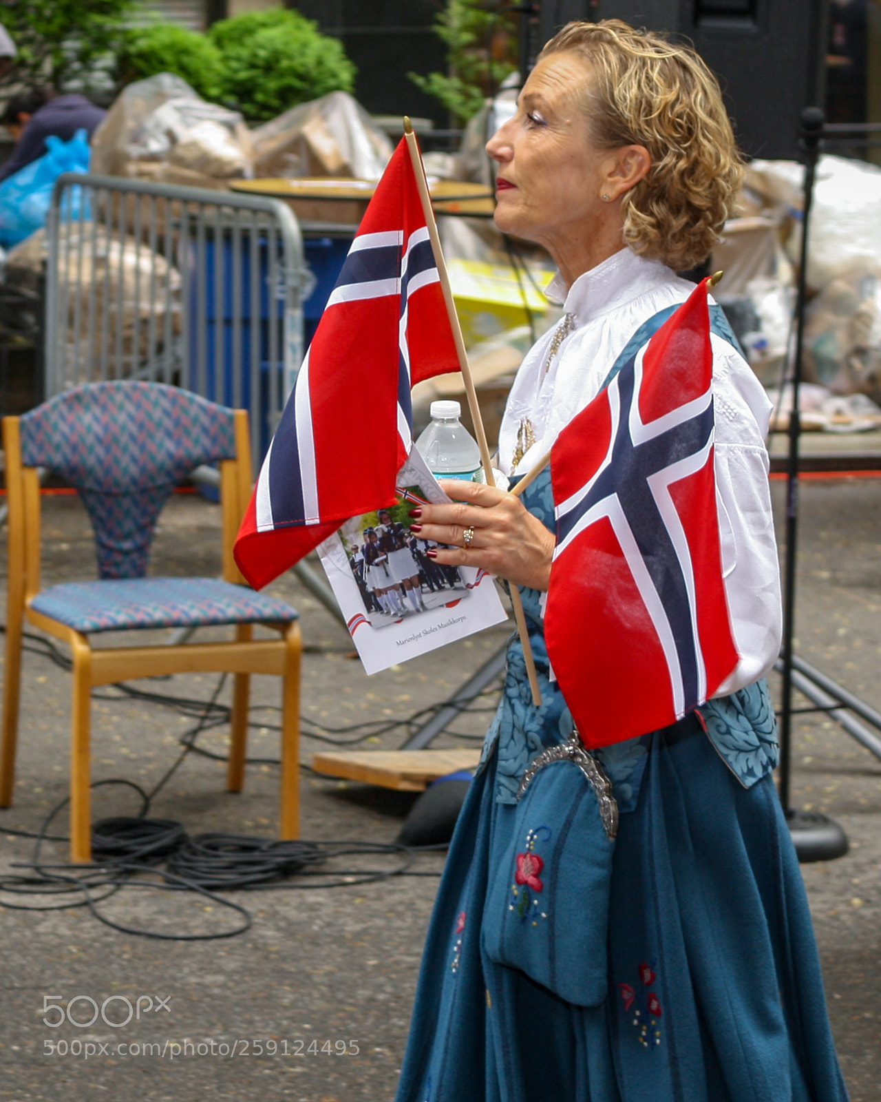 Canon EOS 1000D (EOS Digital Rebel XS / EOS Kiss F) sample photo. May 17 norwegian constitution day 2018 photography