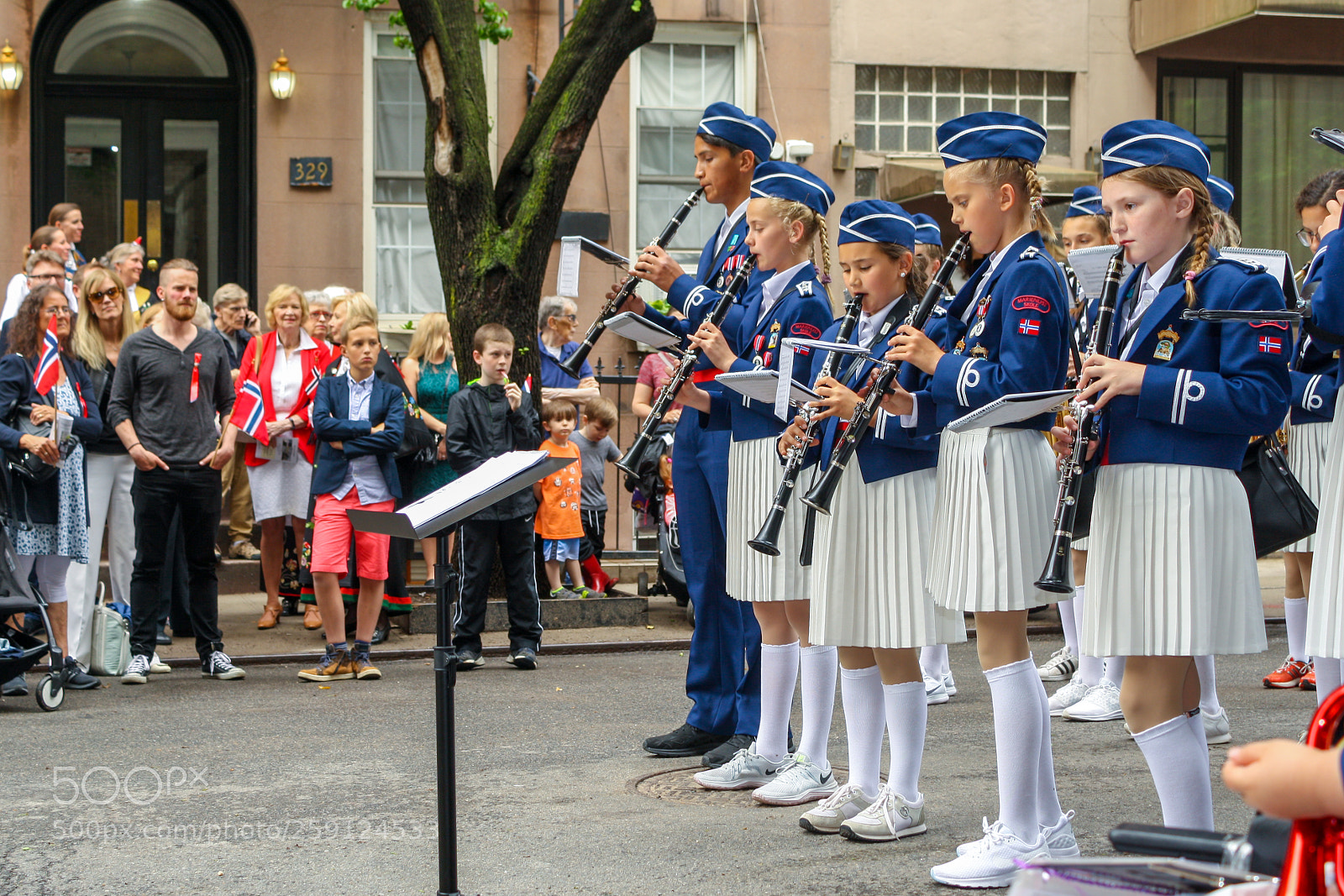 Canon EOS 1000D (EOS Digital Rebel XS / EOS Kiss F) sample photo. May 17 norwegian constitution day 2018 photography
