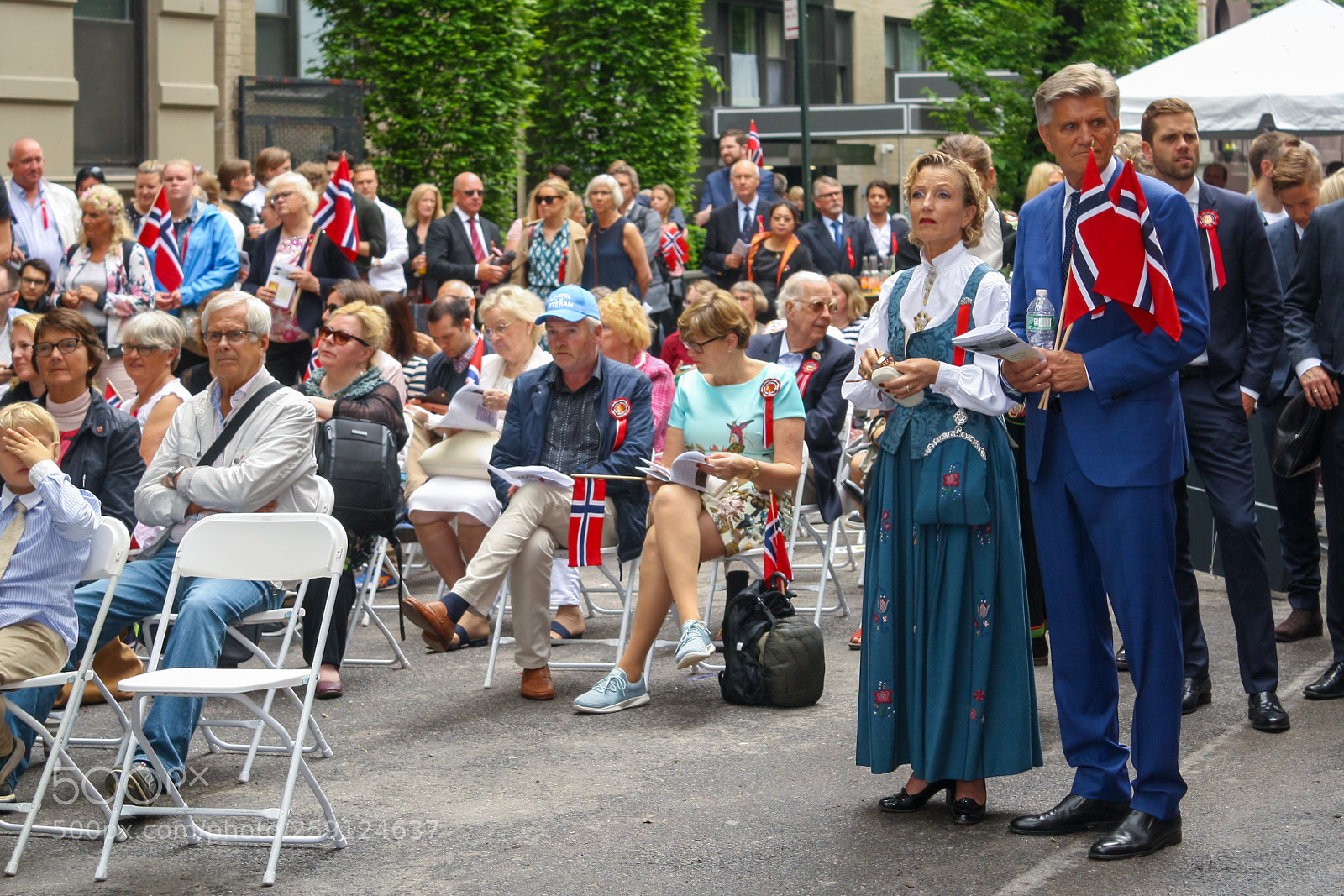 Canon EOS 1000D (EOS Digital Rebel XS / EOS Kiss F) sample photo. May 17 norwegian constitution day 2018 photography