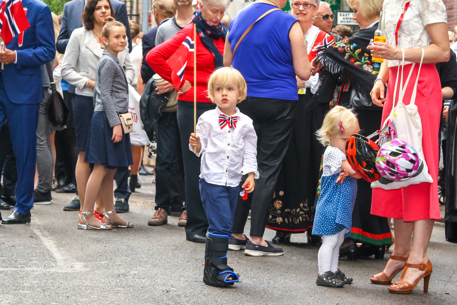 Canon EOS 1000D (EOS Digital Rebel XS / EOS Kiss F) sample photo. May 17 norwegian constitution day 2018 photography