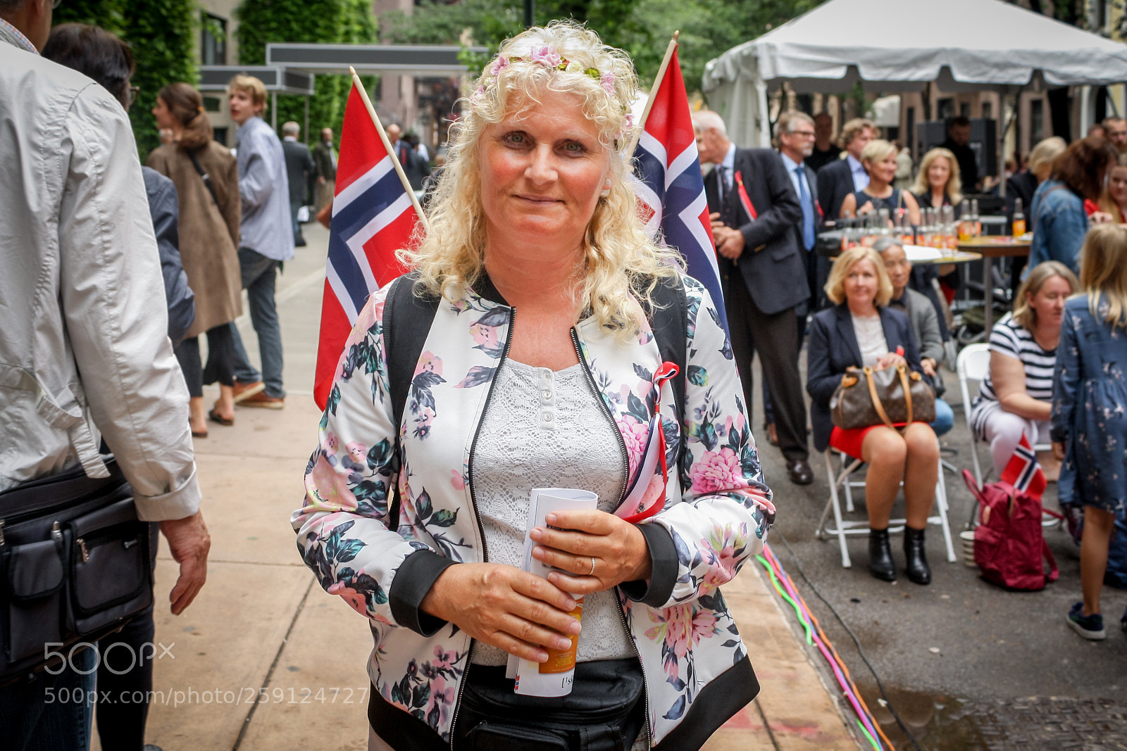 Canon EOS 1000D (EOS Digital Rebel XS / EOS Kiss F) sample photo. May 17 norwegian constitution day 2018 photography