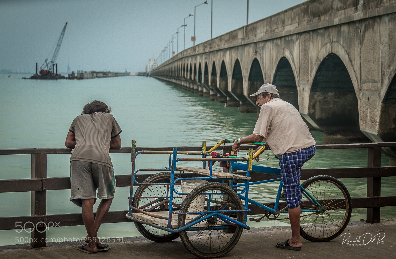 Canon EOS 7D sample photo. Shooting the breeze photography