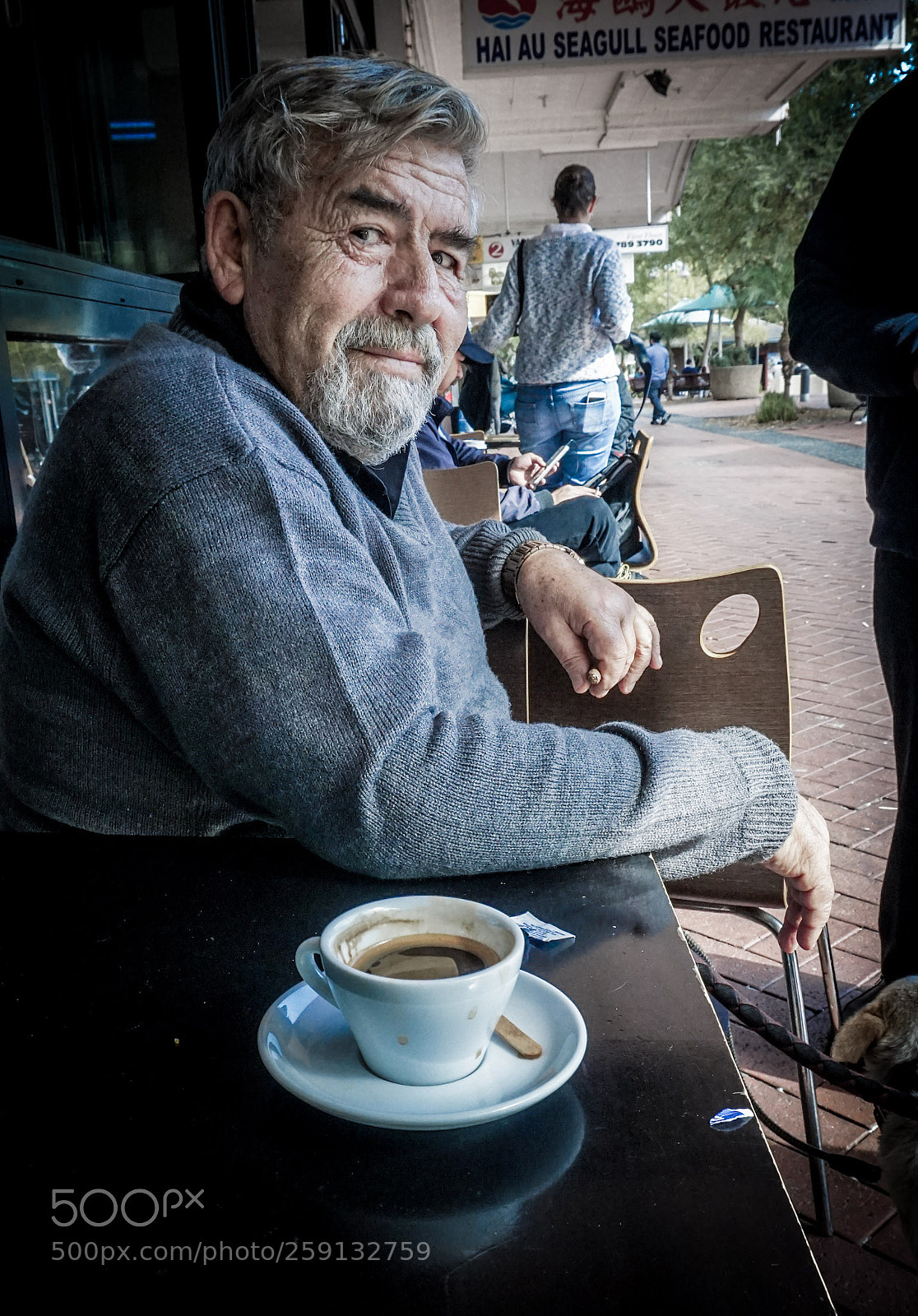 Sony a6000 sample photo. Cafe customer photography