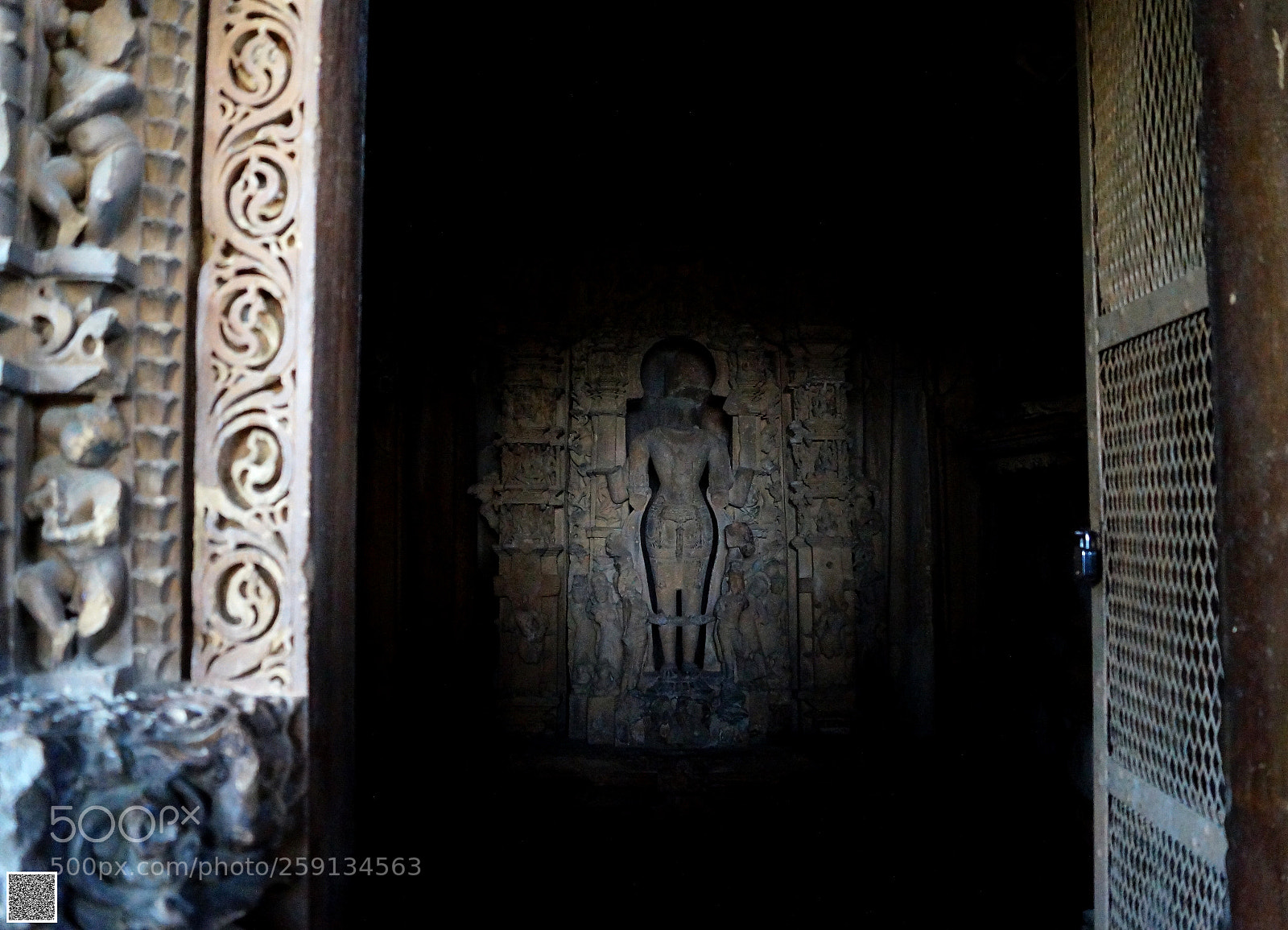 Sony SLT-A58 sample photo. Temple ruined by mughals photography