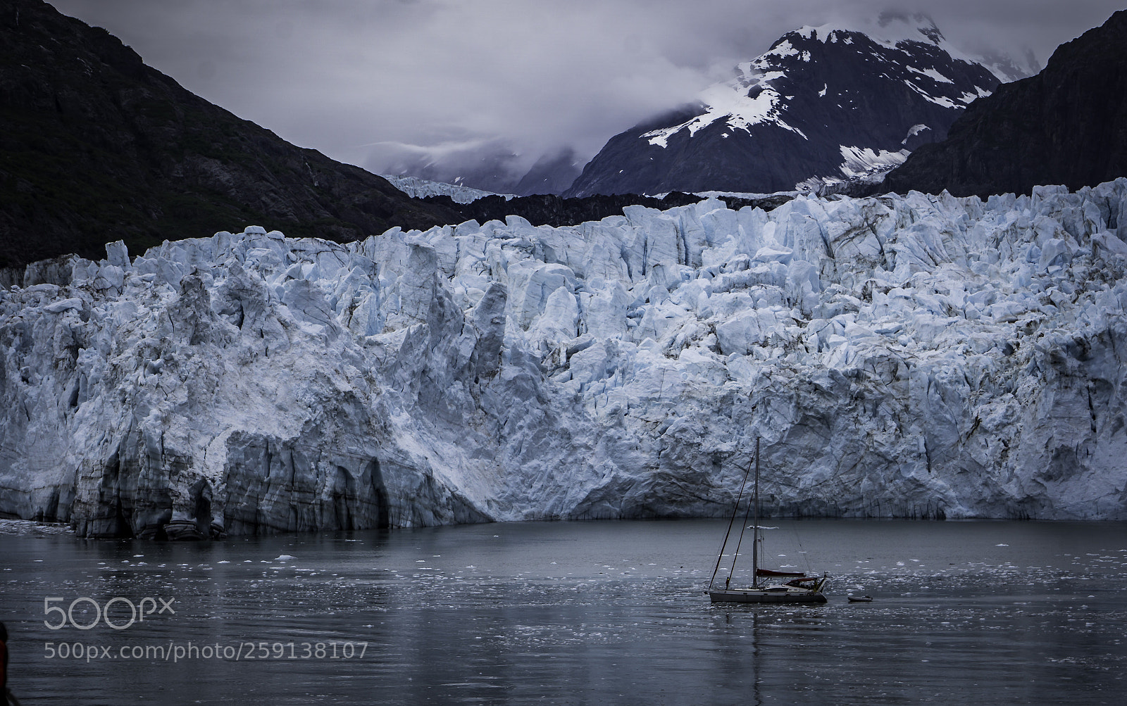 Sony a6000 sample photo. Marjerie glacier - sailboat photography