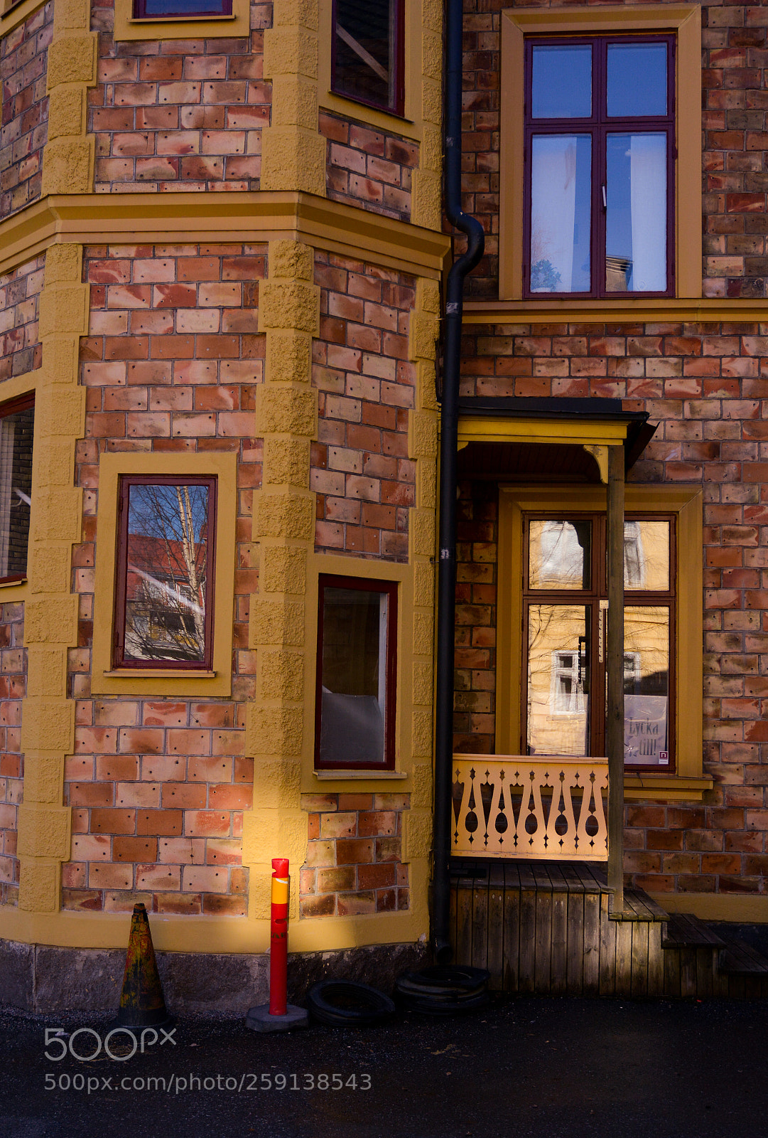 Nikon D7100 sample photo. The old brich house photography