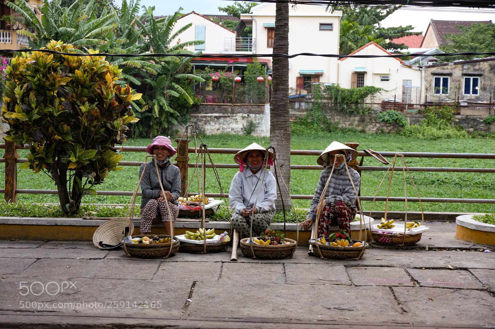 Canon EOS 40D sample photo. Street market in hoi photography