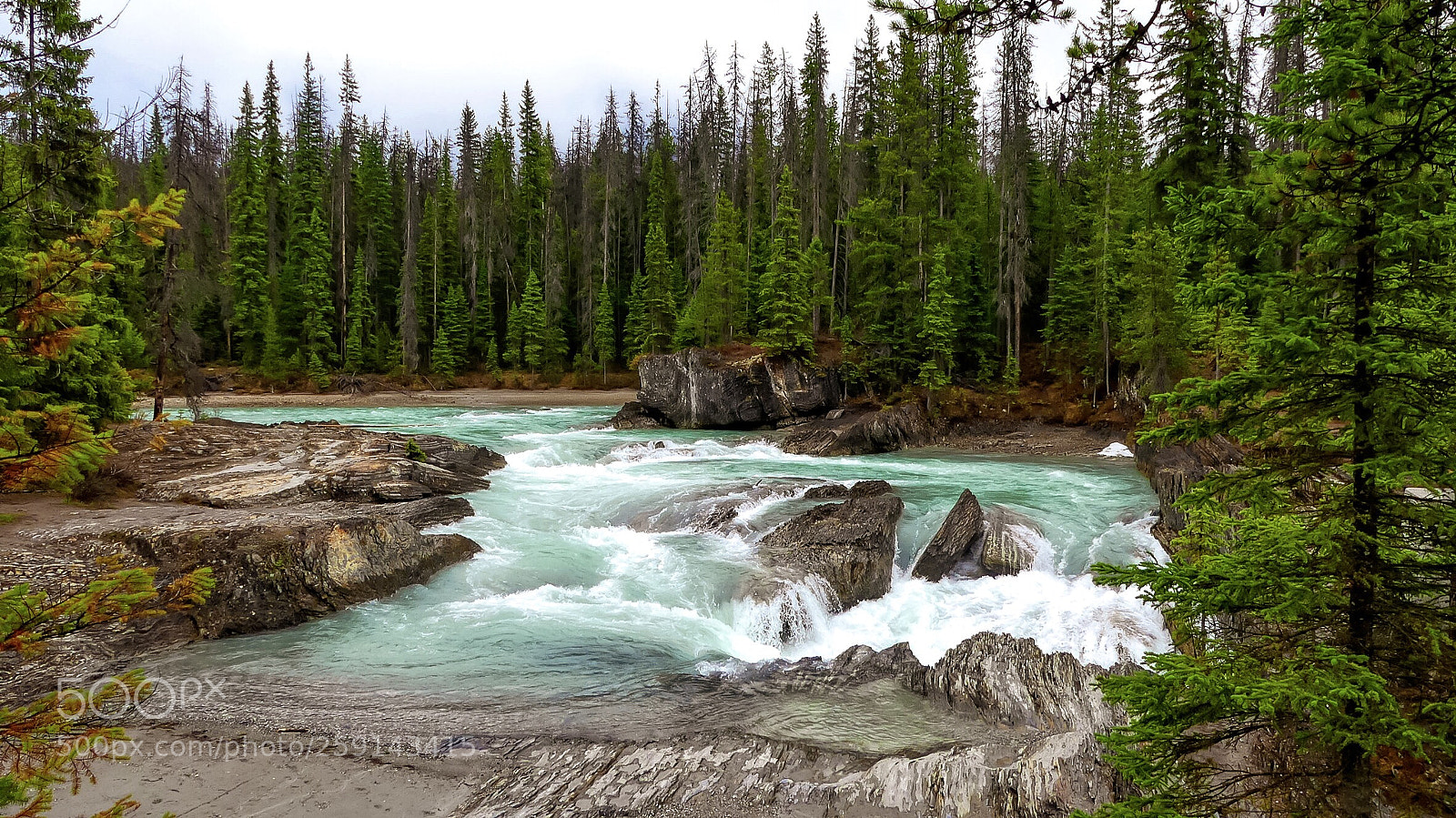 Panasonic Lumix DMC-FZ300 sample photo. Kicking horse river in photography