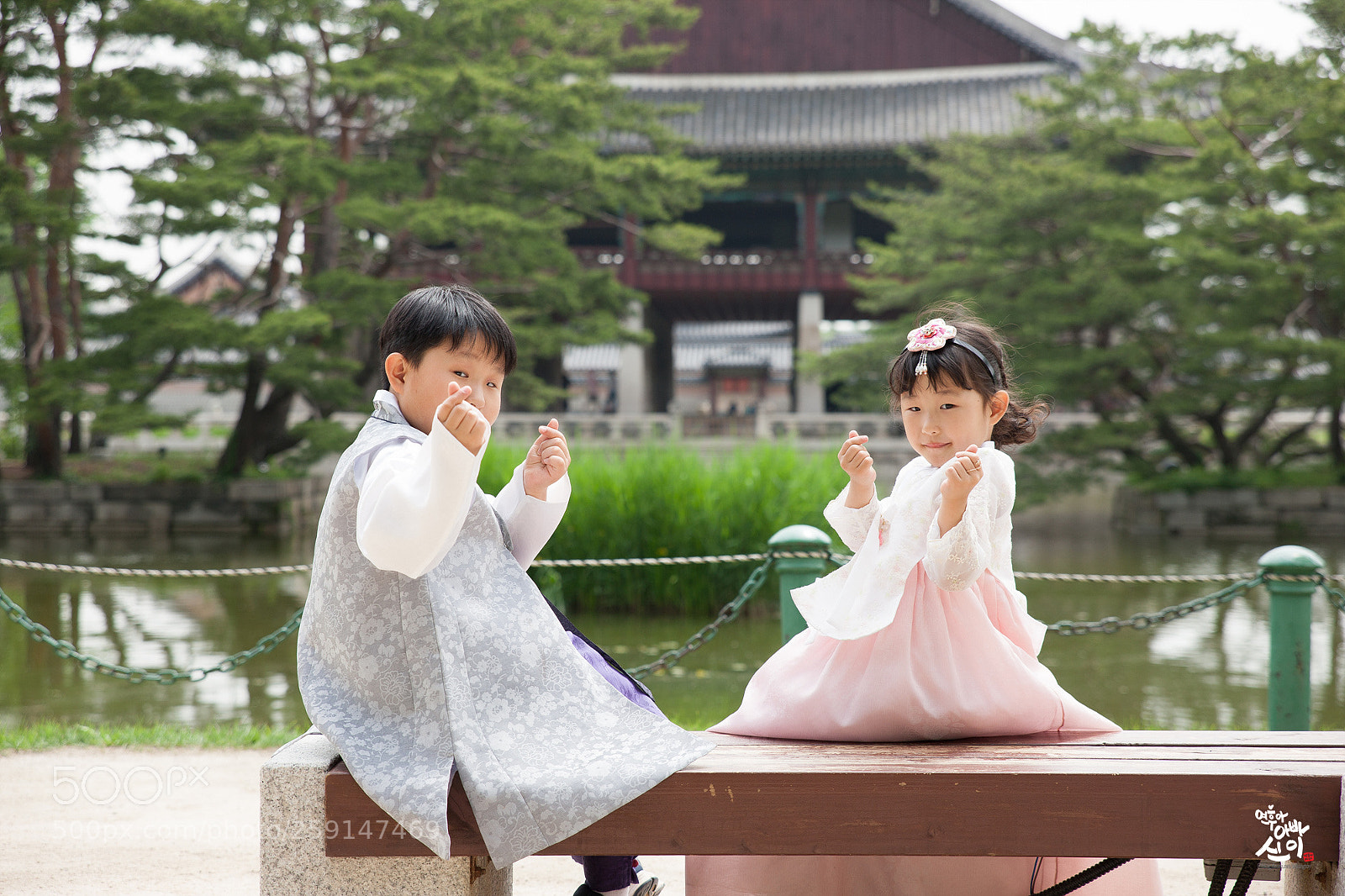 Canon EOS-1Ds Mark III sample photo. With my brother photography