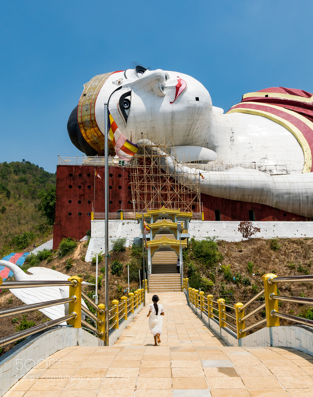 Nikon D5300 sample photo. Running towards buddha photography