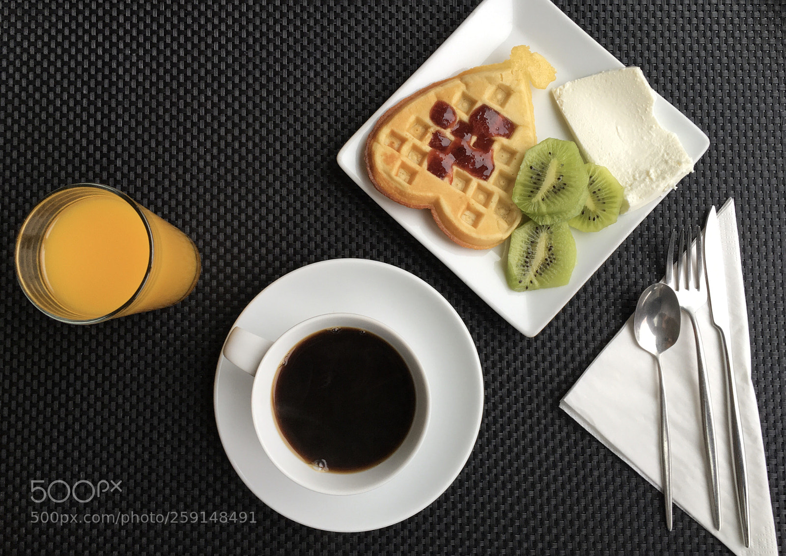 Apple iPhone SE sample photo. Breakfast  photography