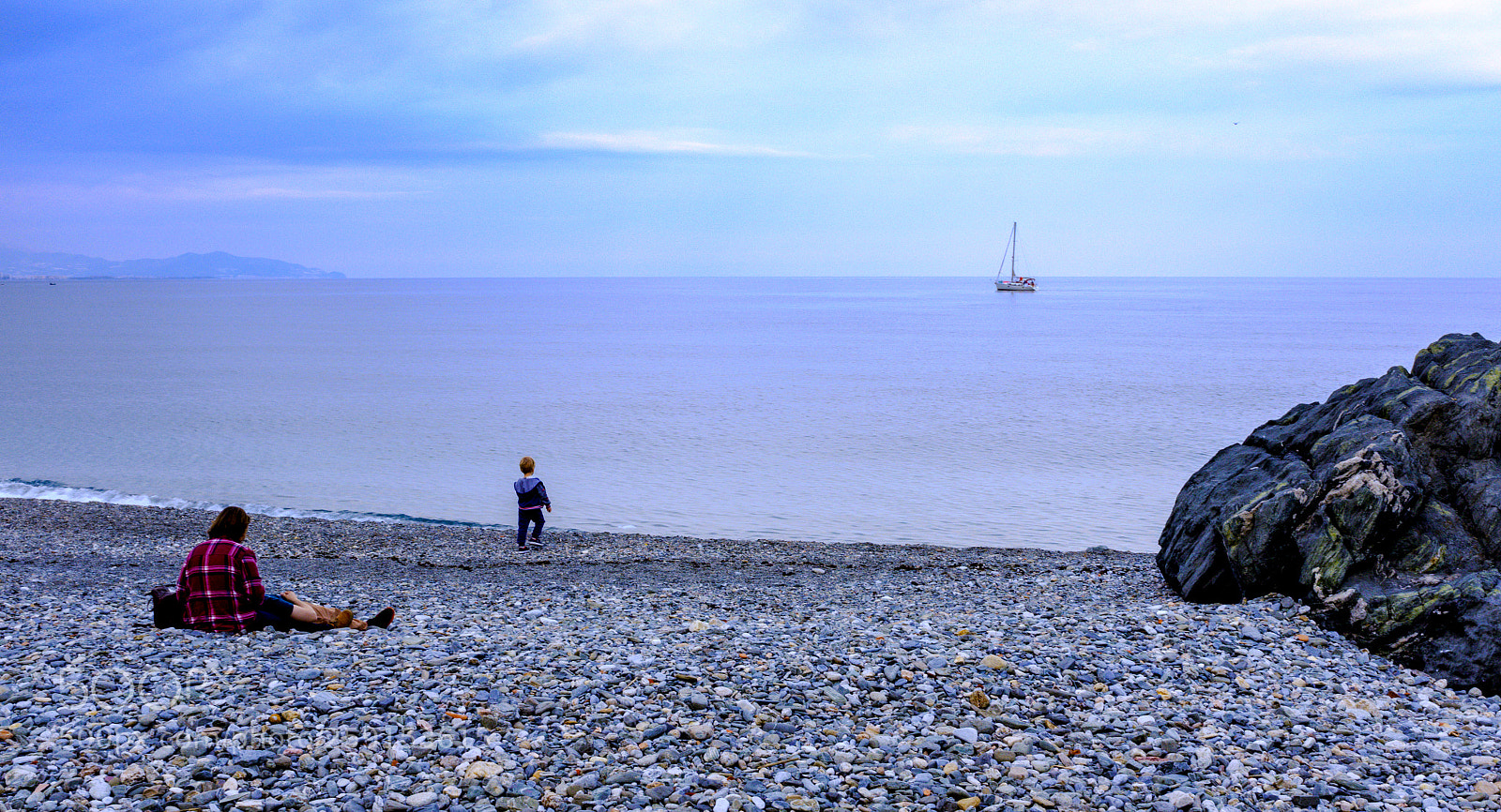 Fujifilm X100F sample photo. Descansando junto al mar photography