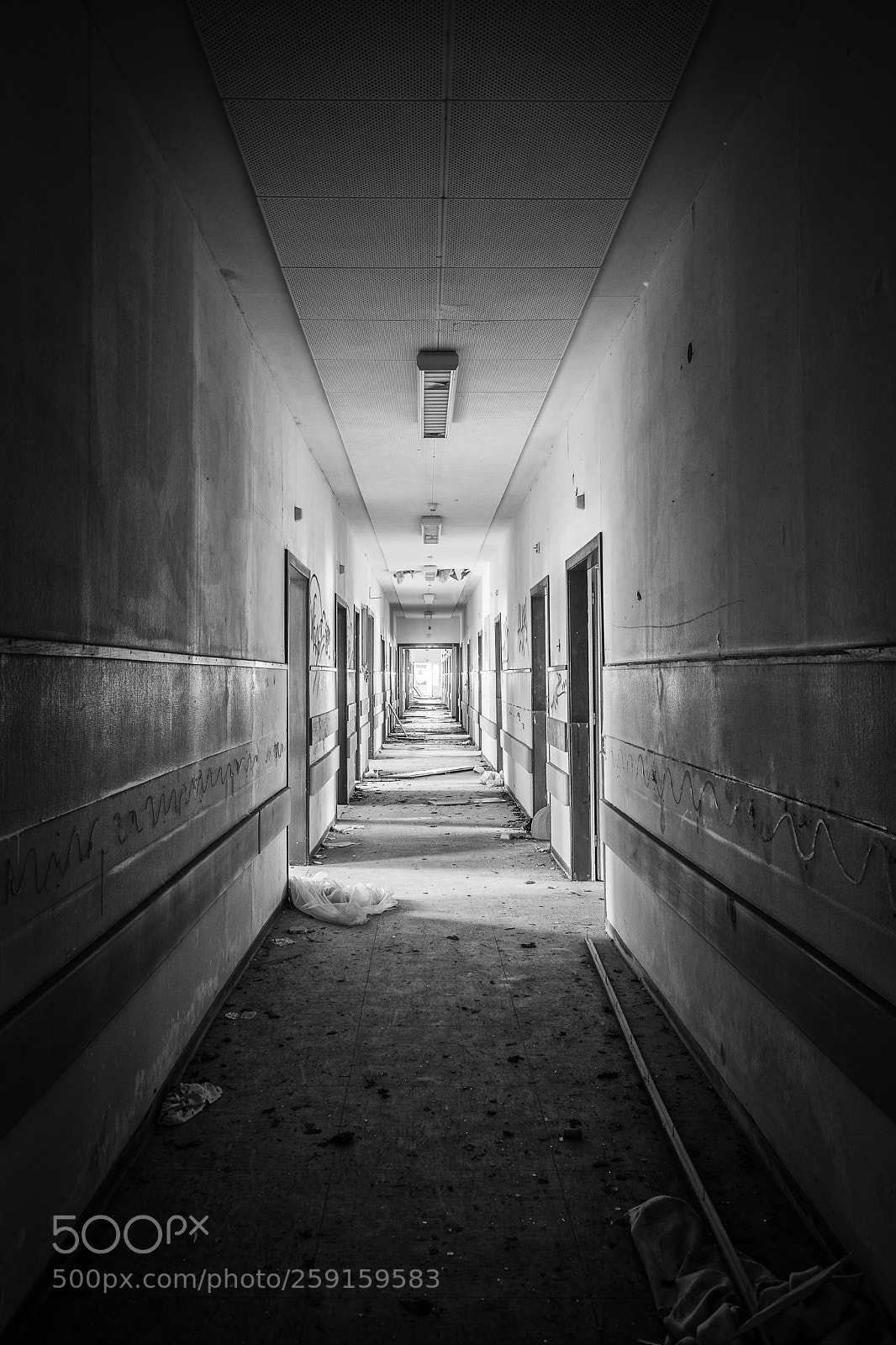 Canon EOS 6D sample photo. Dark hallway photography