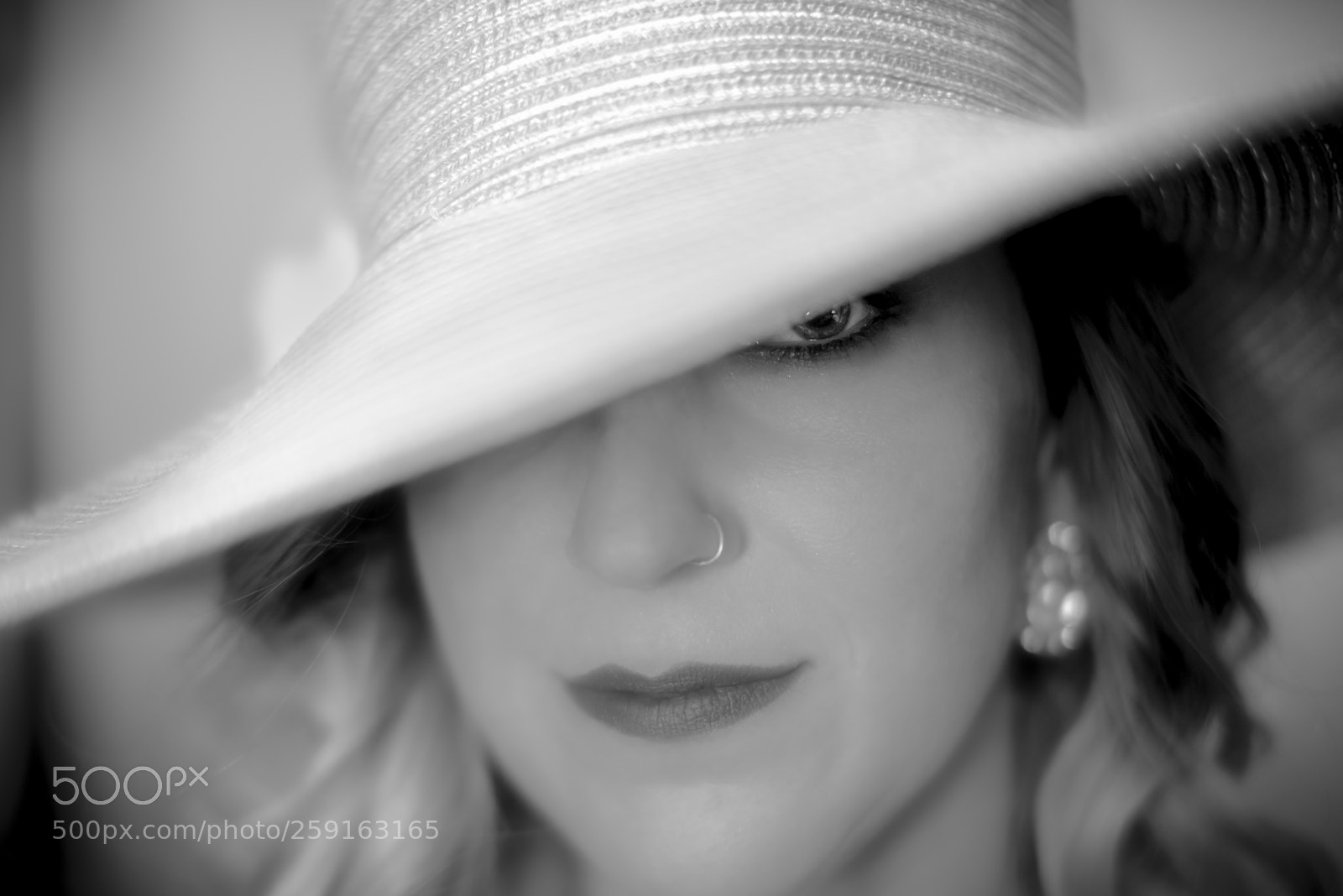 Sony a7R sample photo. Filled to the brim photography