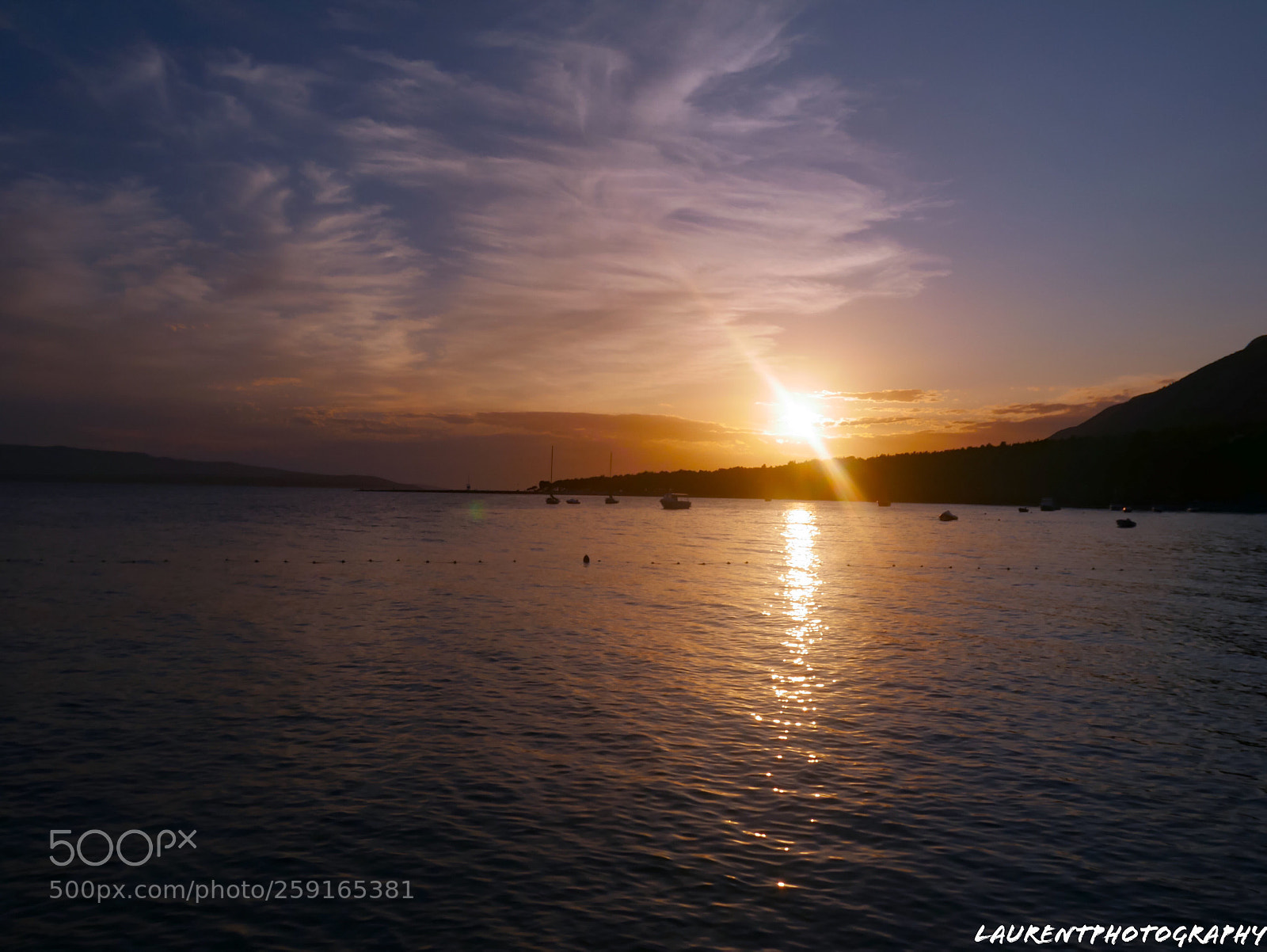Panasonic Lumix DMC-GX85 (Lumix DMC-GX80 / Lumix DMC-GX7 Mark II) sample photo. Coucher de soleil photography