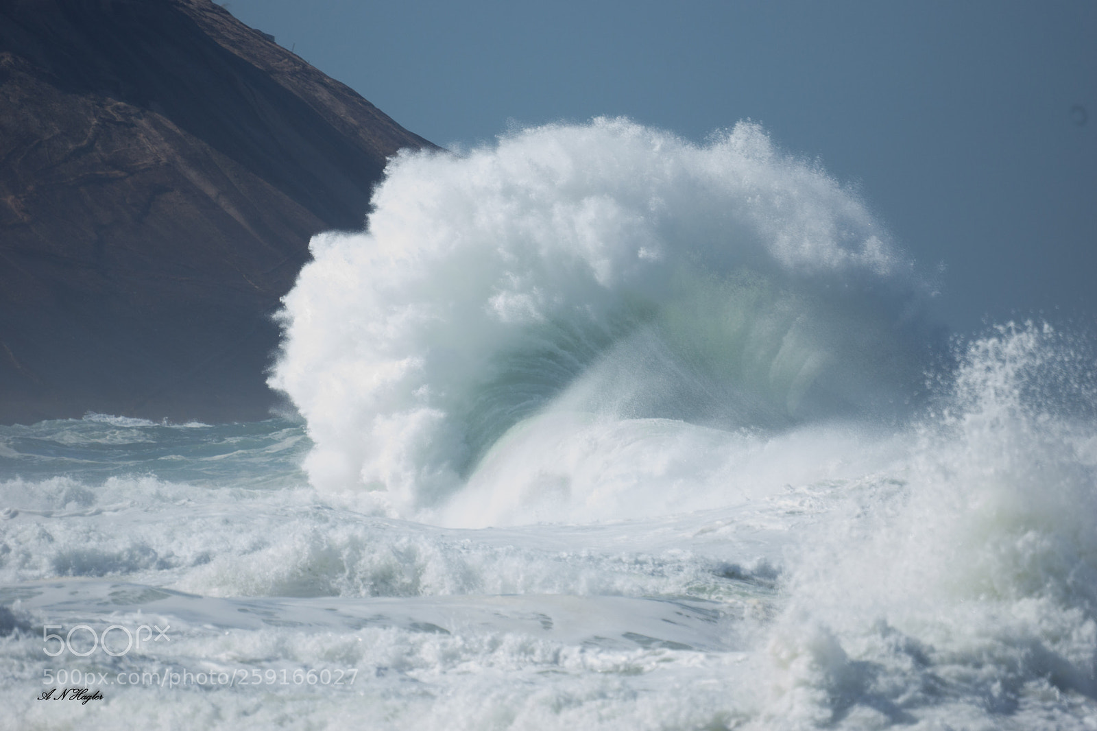 Sony SLT-A77 sample photo. Breaker on rock photography